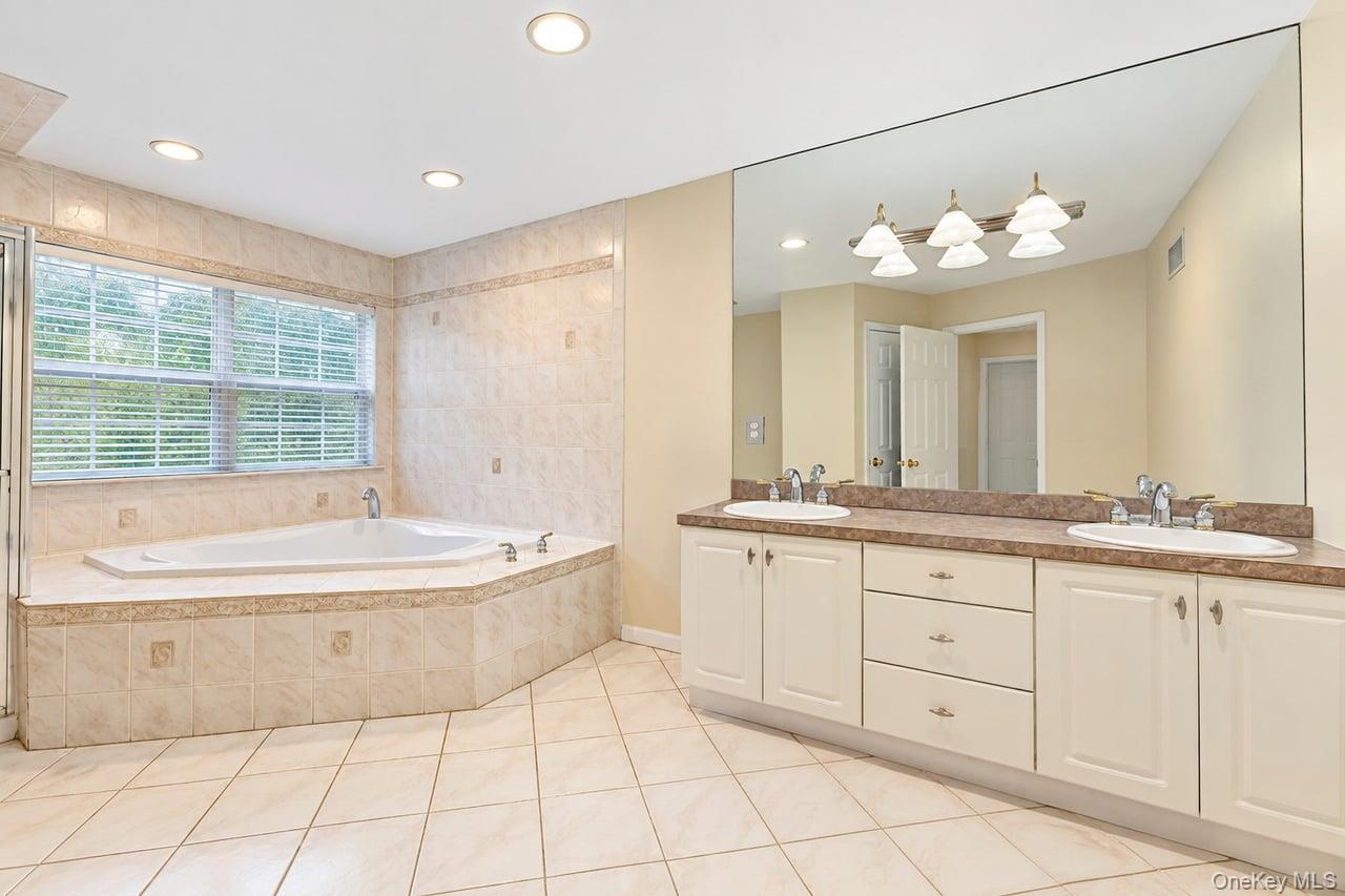 5 Sky View Court – For Sale photo 42
