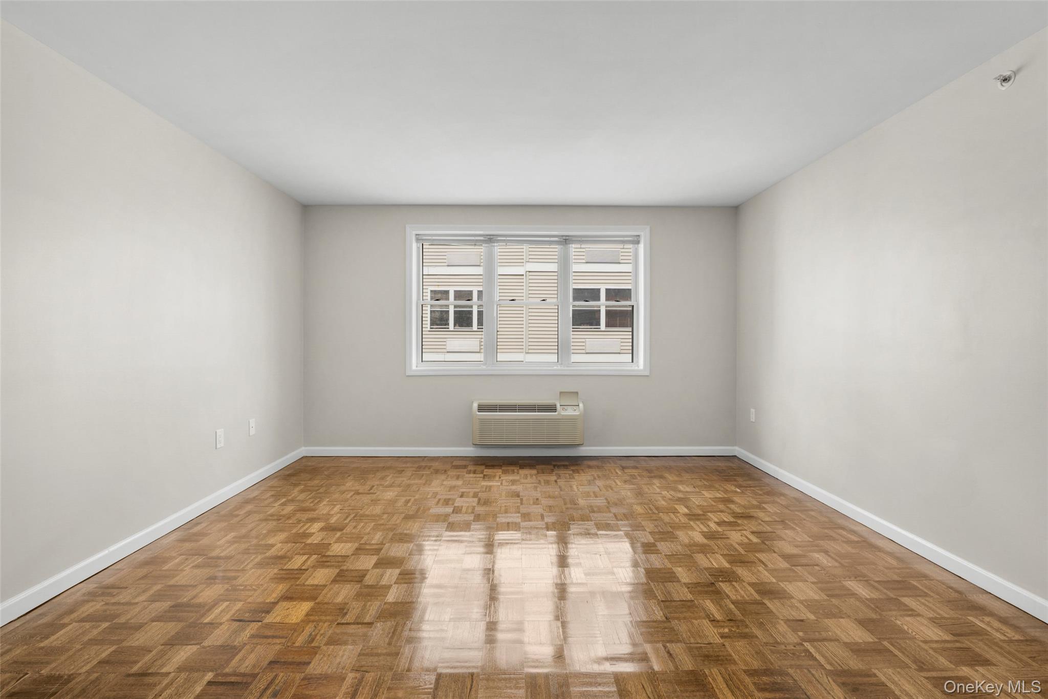342 Westchester Avenue, Unit 25E photo 10