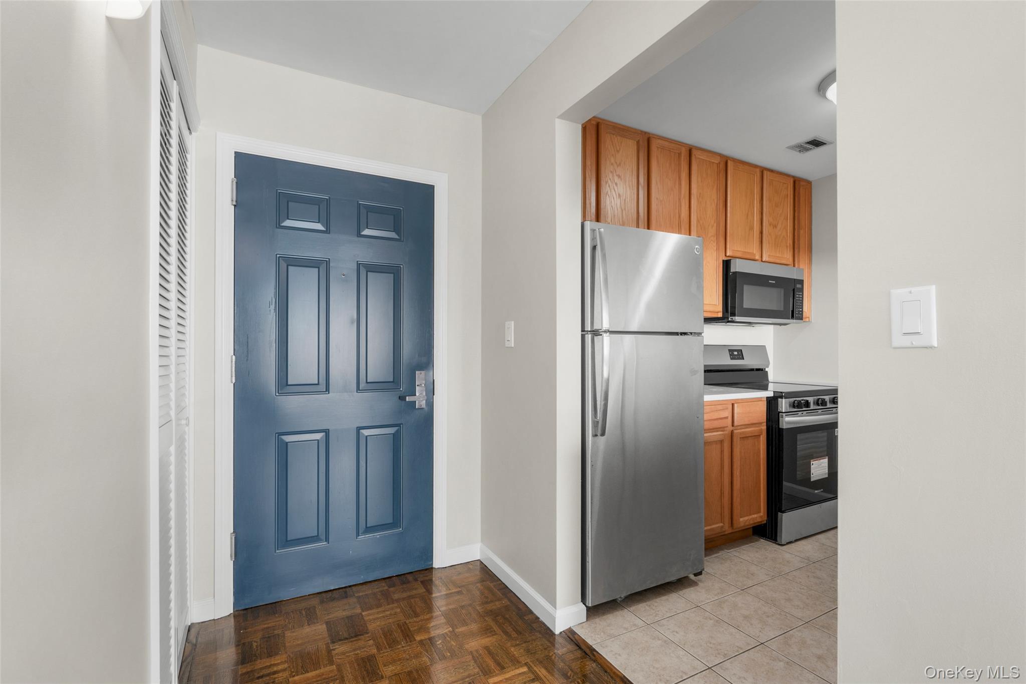 342 Westchester Avenue, Unit 25E photo 6