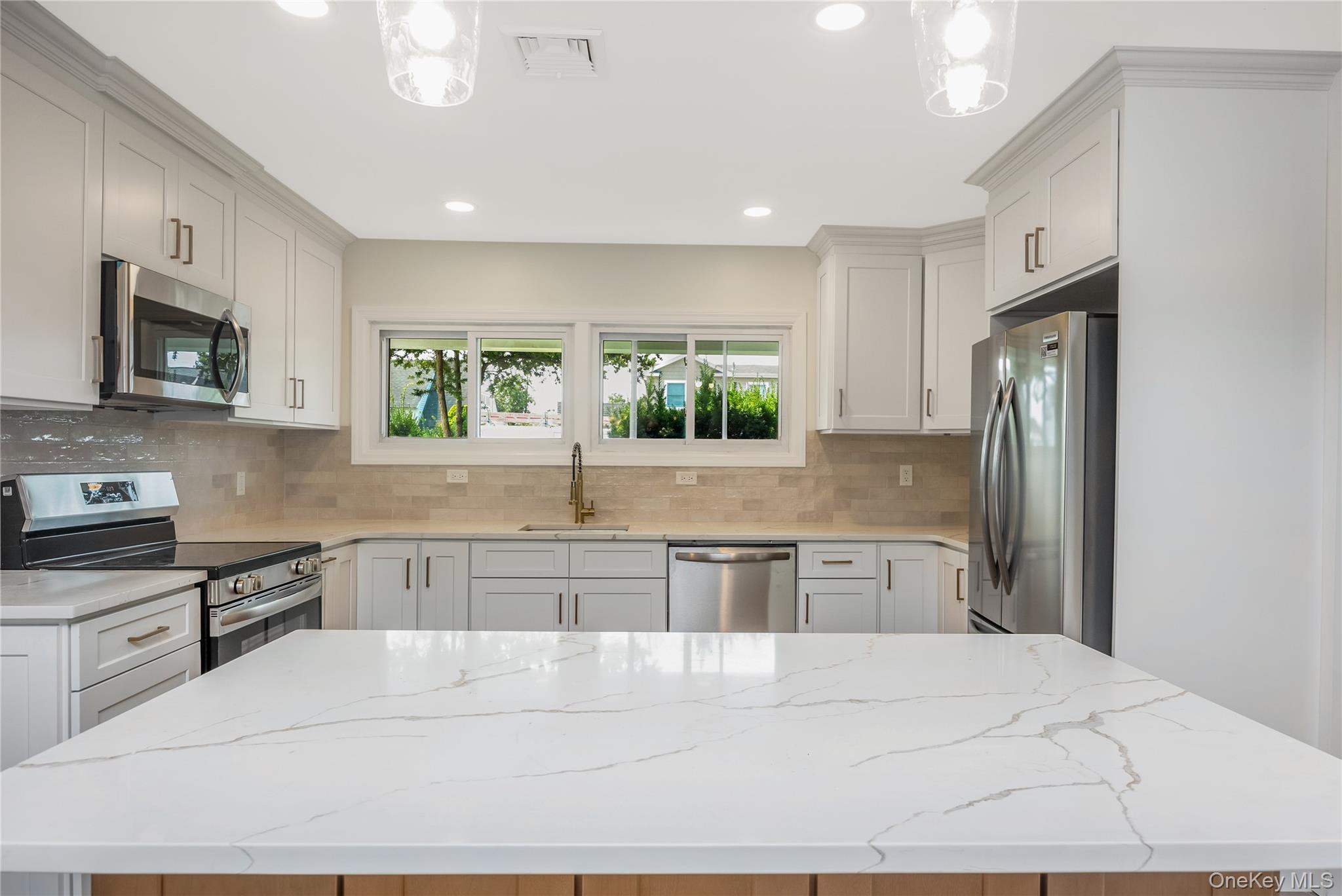 85 Twin Lane N – For Sale photo 7
