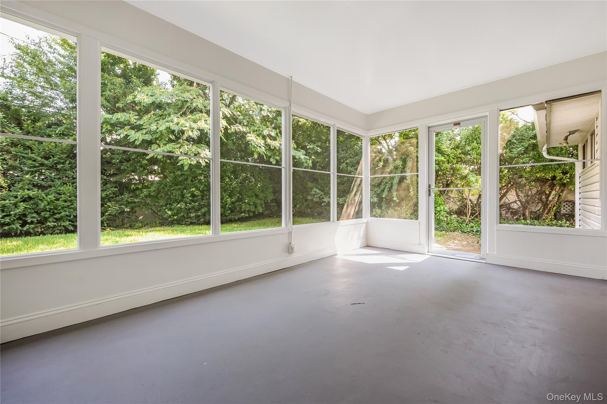 85 Twin Lane N – For Sale photo 18
