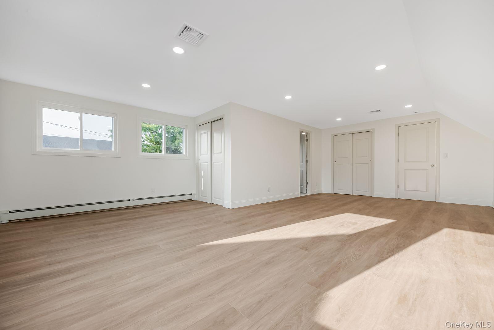 85 Twin Lane N – For Sale photo 13