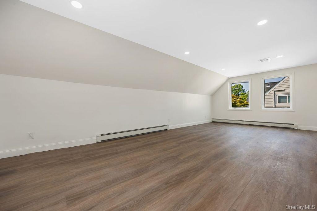 85 Twin Lane N – For Sale photo 17