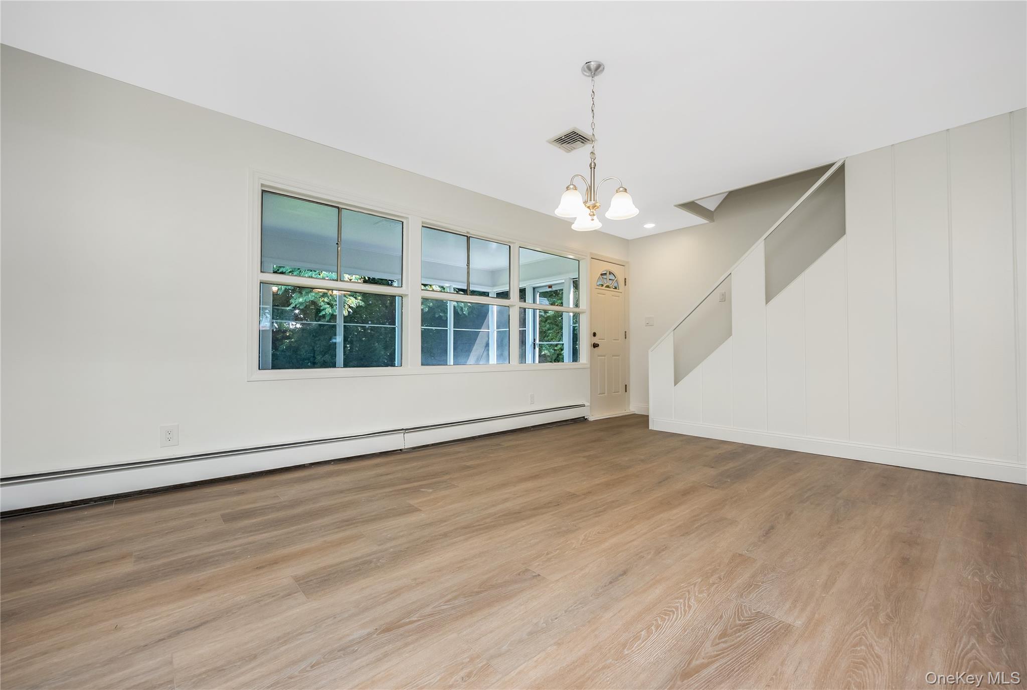 85 Twin Lane N – For Sale photo 9