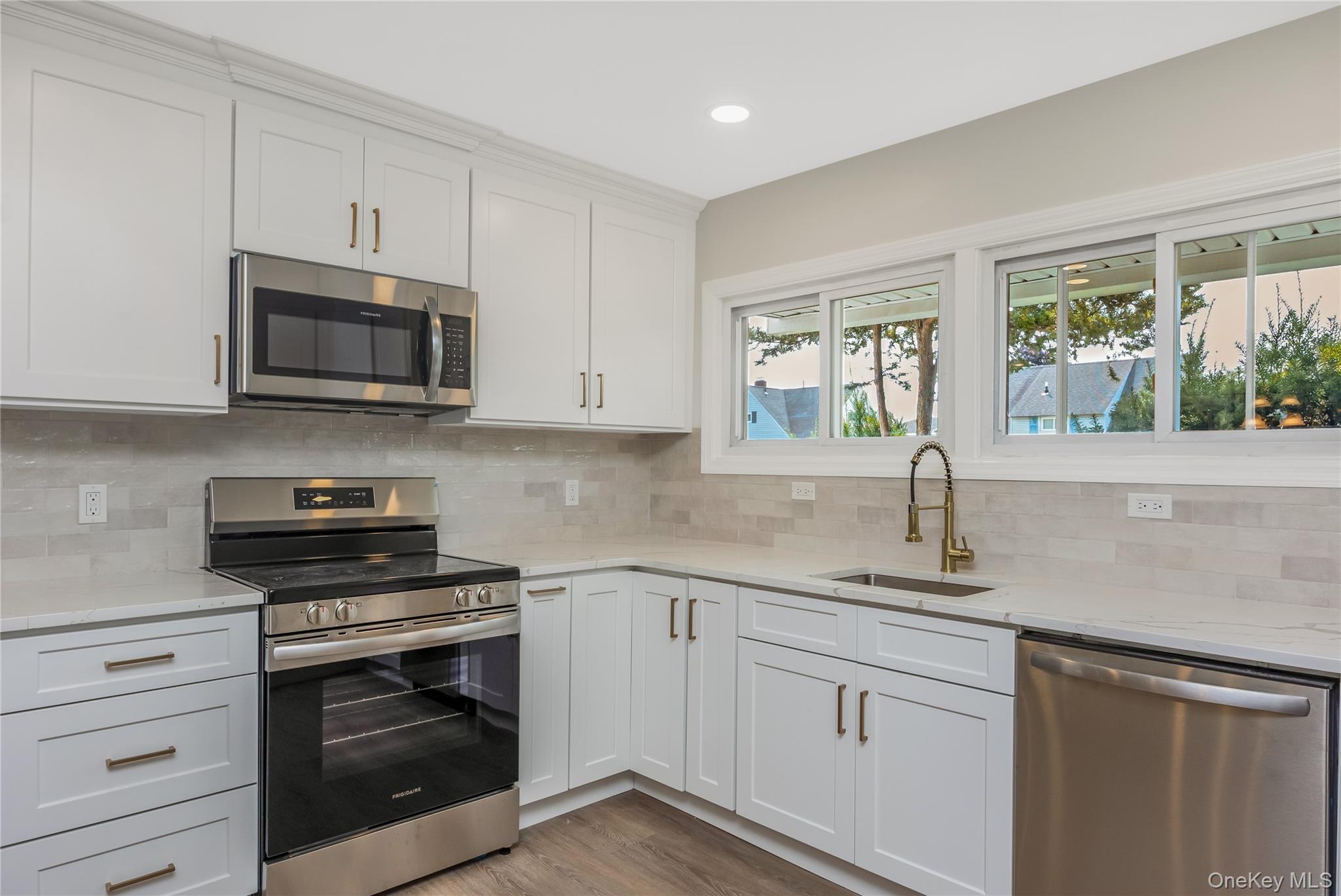 85 Twin Lane N – For Sale photo 8