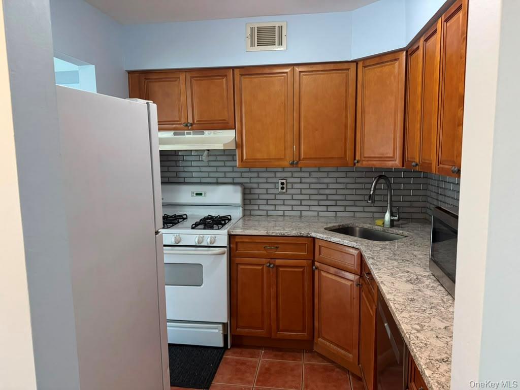 161 Fairview Circle – For Rent photo 4
