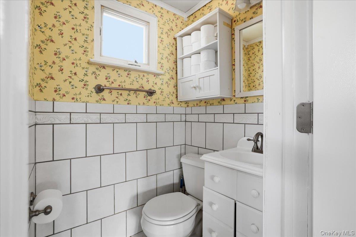 2 6th Avenue – For Sale photo 7