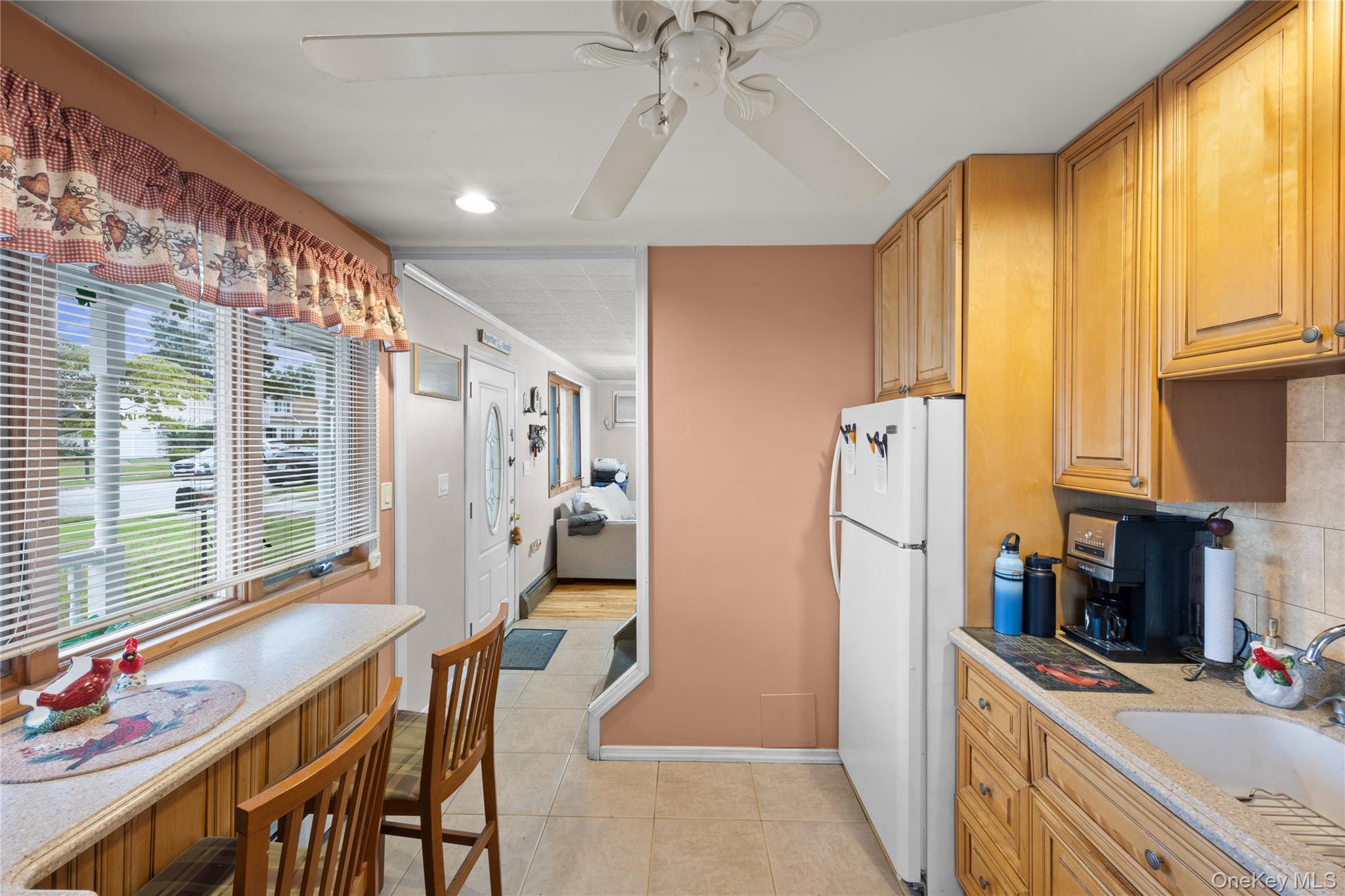 28 Book Lane – For Sale photo 6