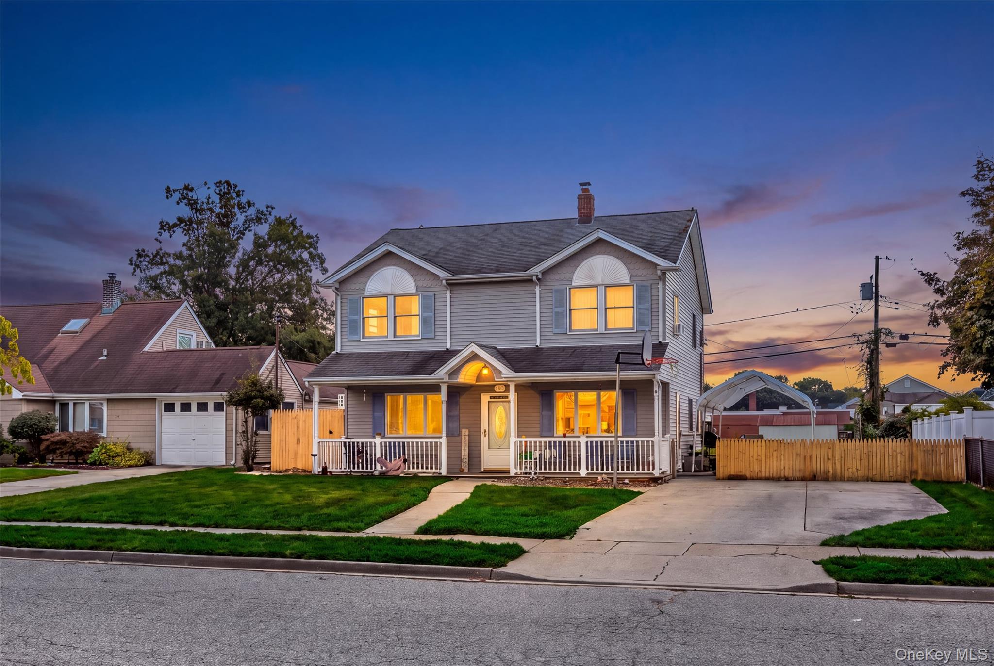 28 Book Lane – For Sale