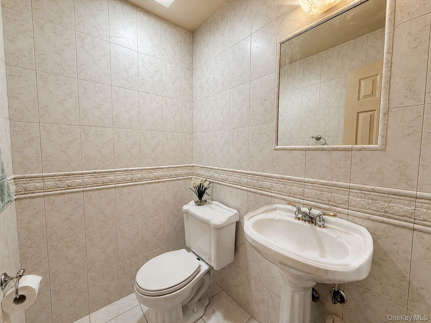 38 York Drive – For Sale photo 8