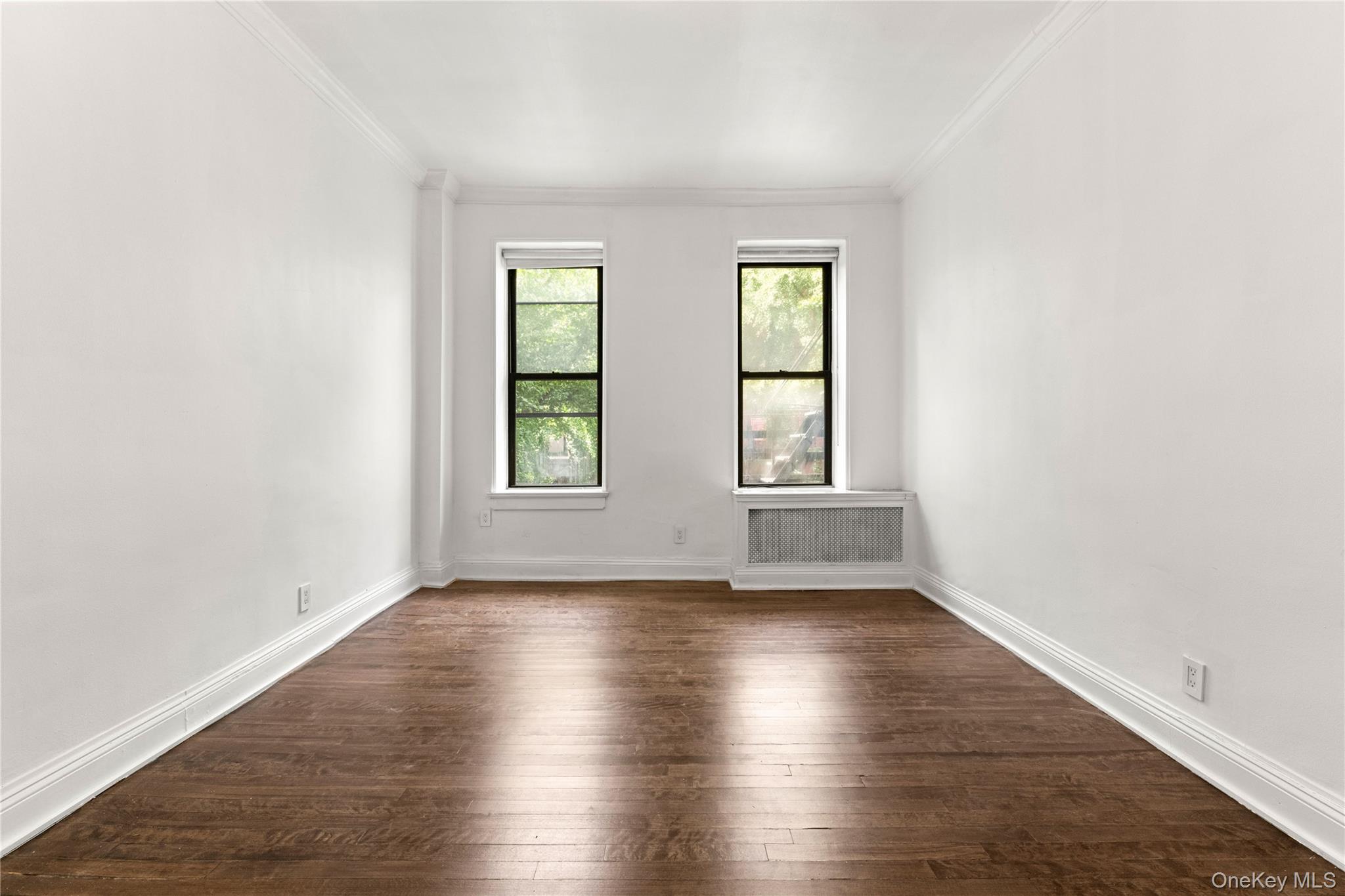 415 W 46 Street, Unit 2D photo 3