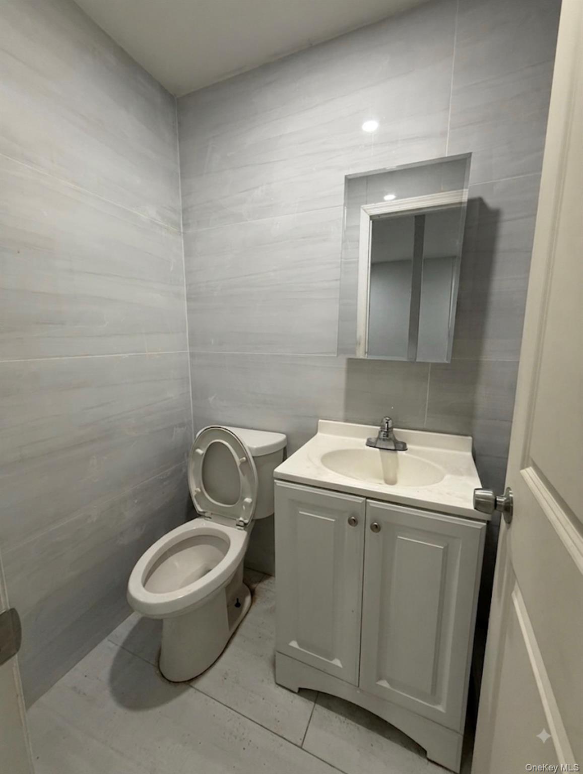 8121 102nd Avenue – For Sale photo 33