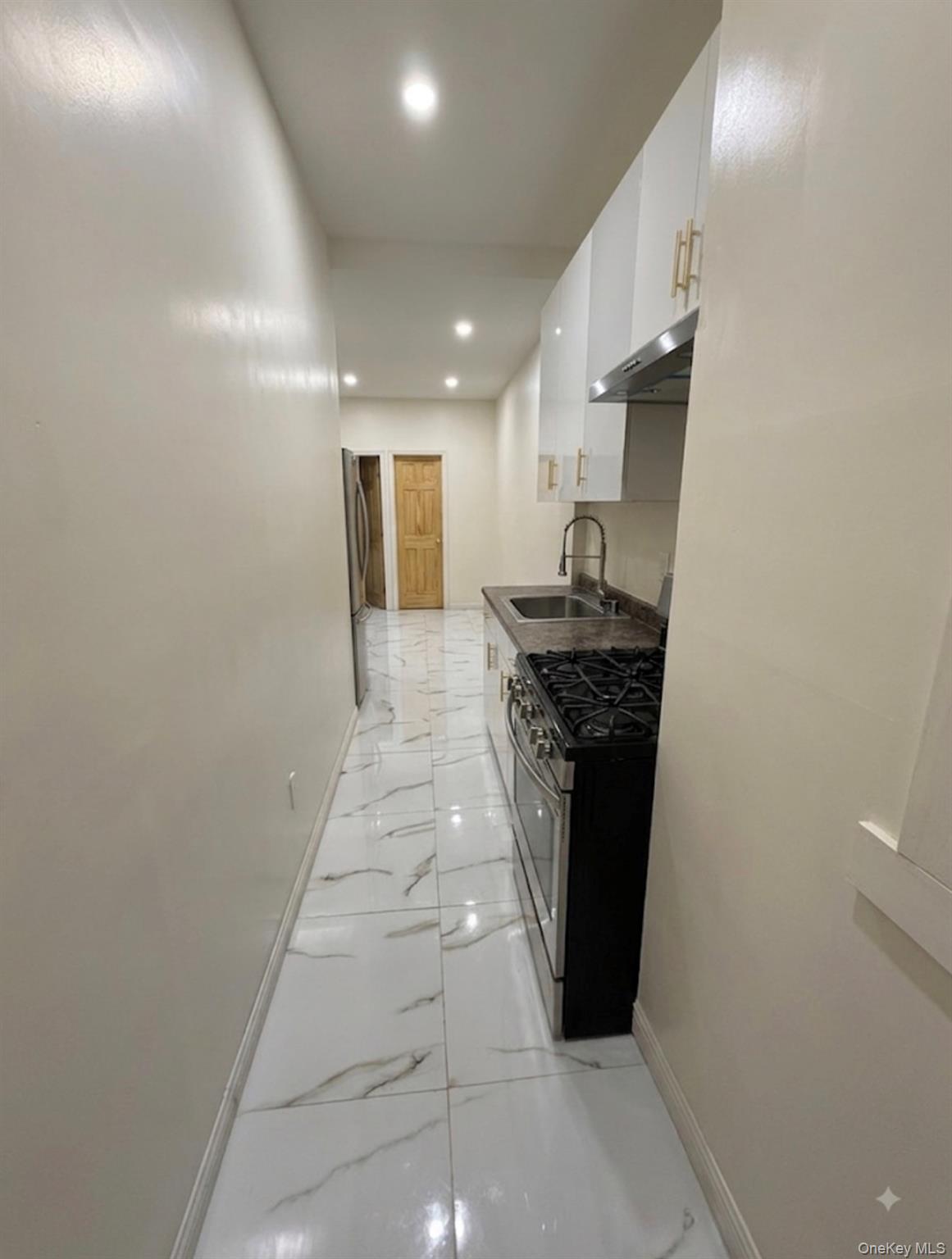 8121 102nd Avenue – For Sale photo 15