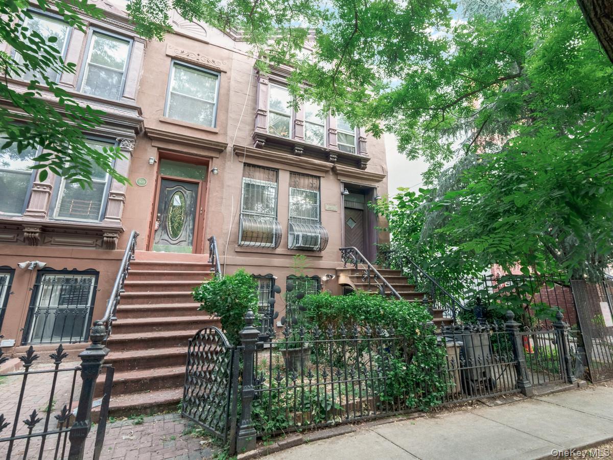 809A Greene Avenue, Unit HSE photo 2