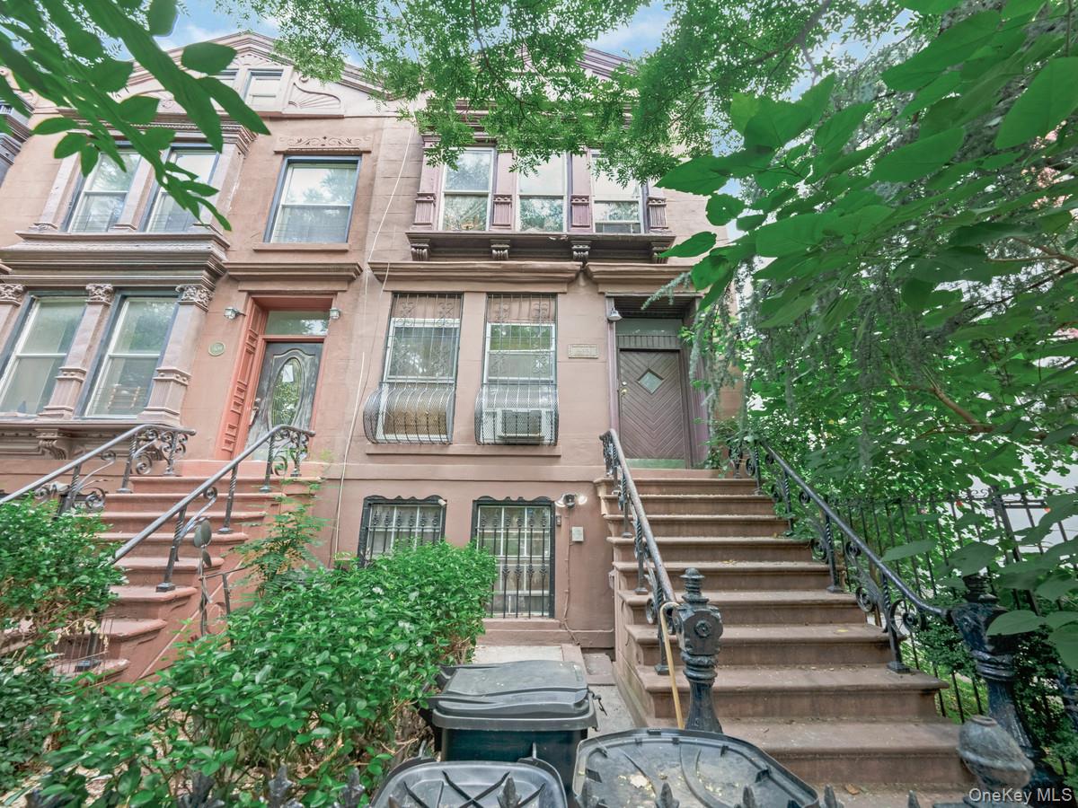 809A Greene Avenue, Unit HSE