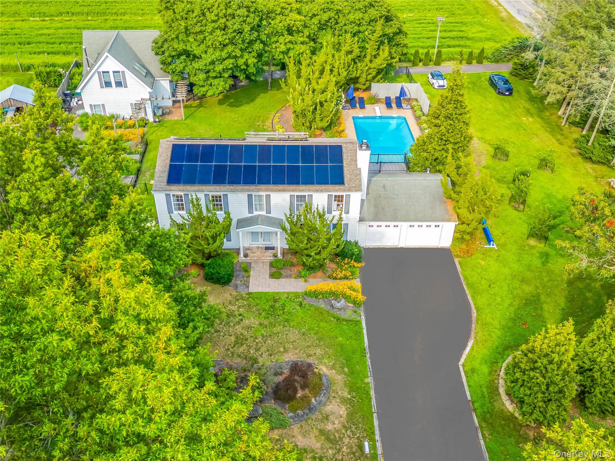 8 High Meadow Lane – For Sale photo 4