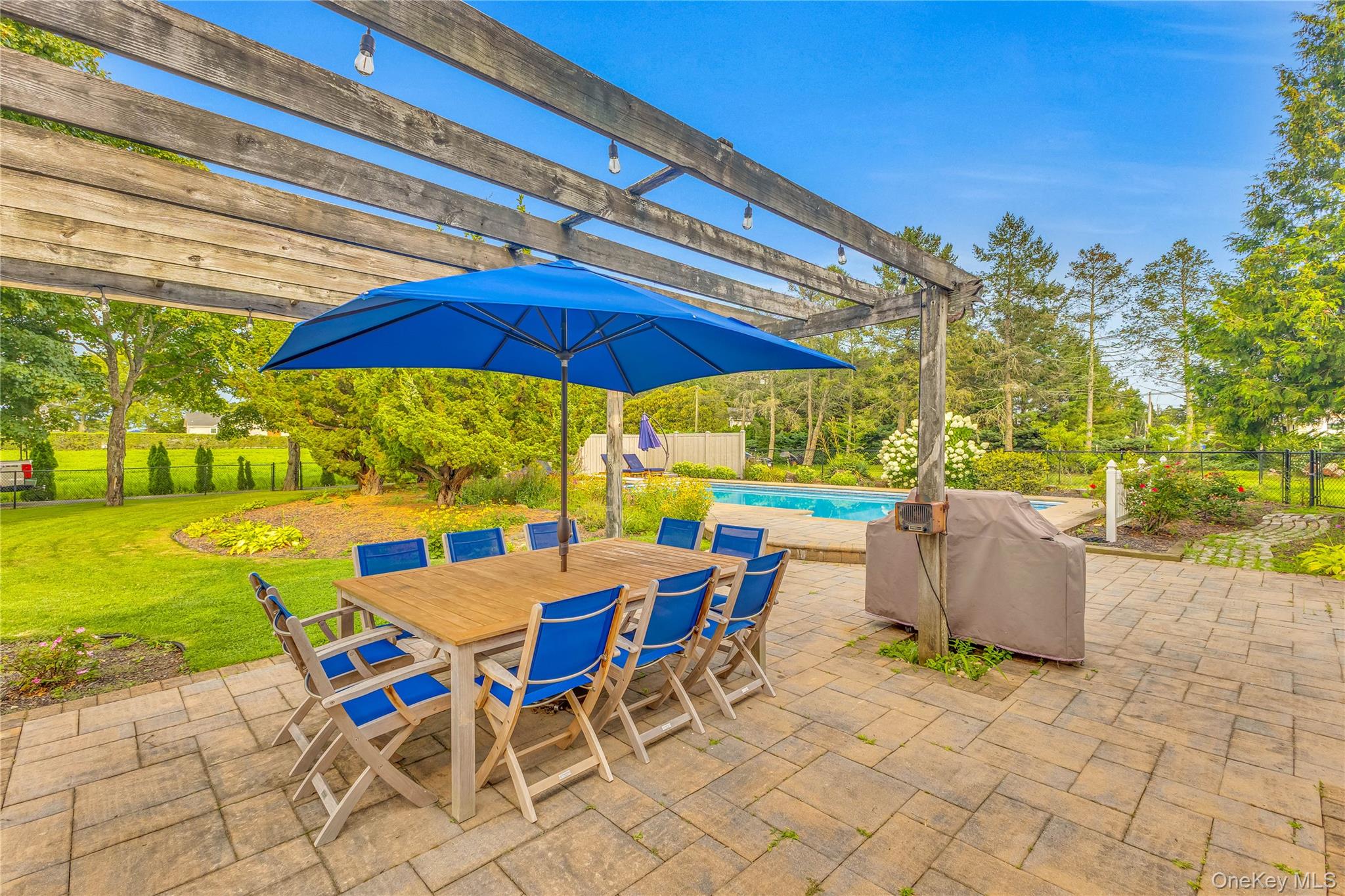 8 High Meadow Lane – For Sale photo 33