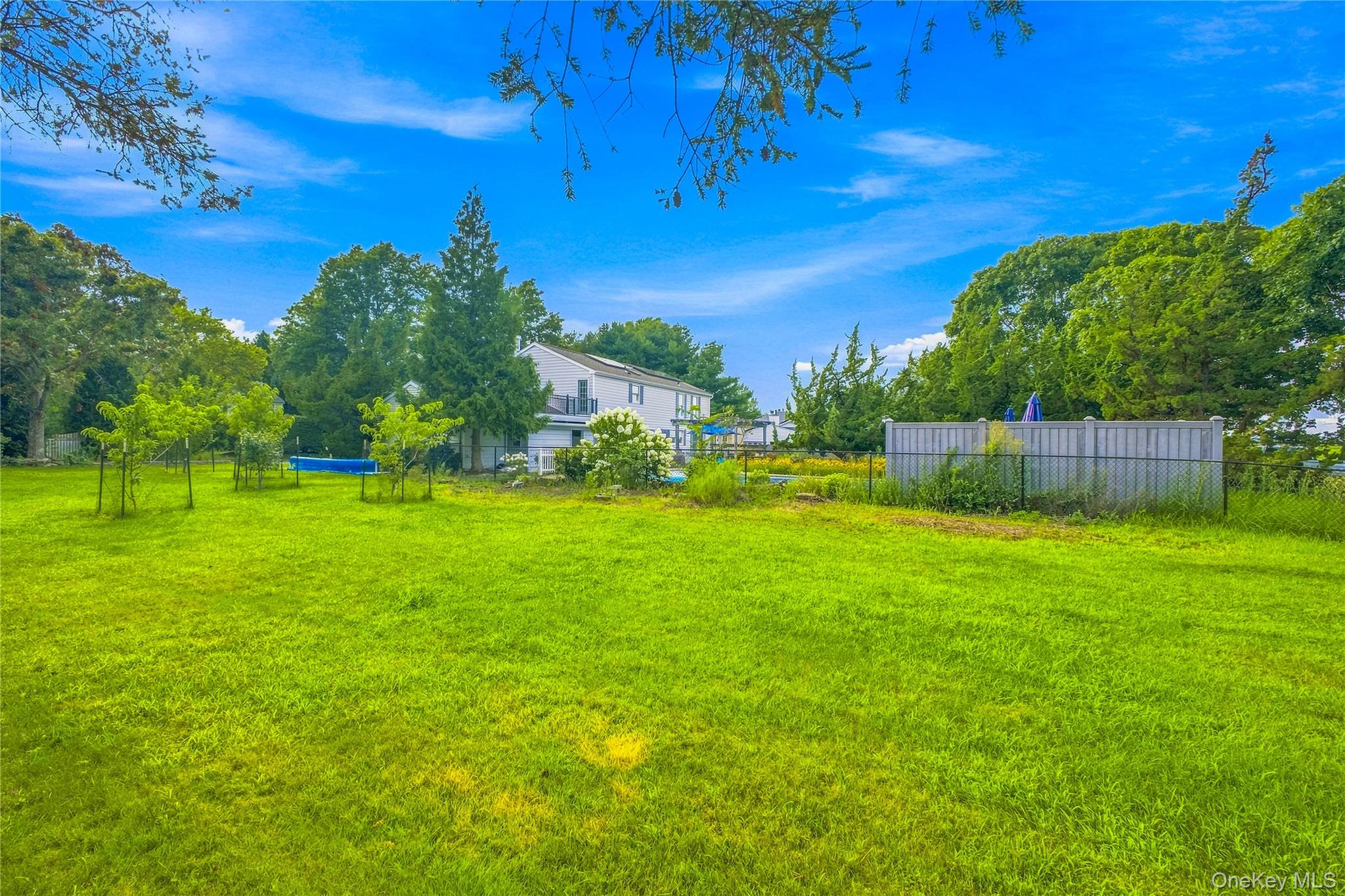 8 High Meadow Lane – For Sale photo 5