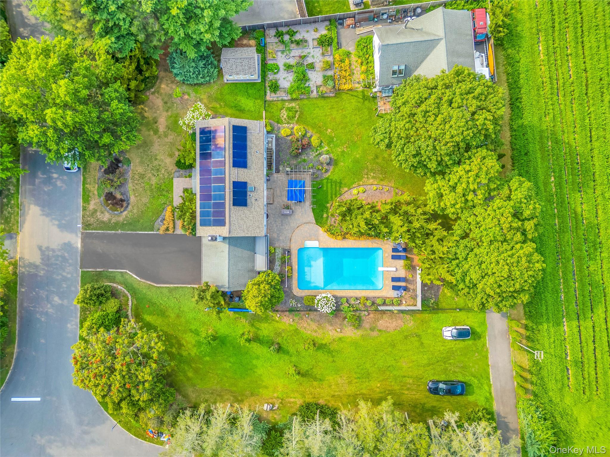 8 High Meadow Lane – For Sale photo 3