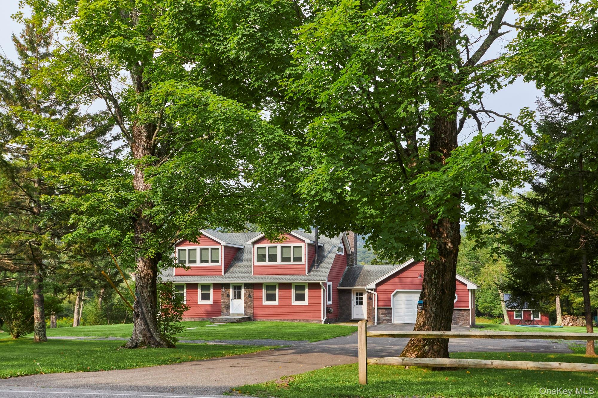 1658 Platte Clove Road – For Sale