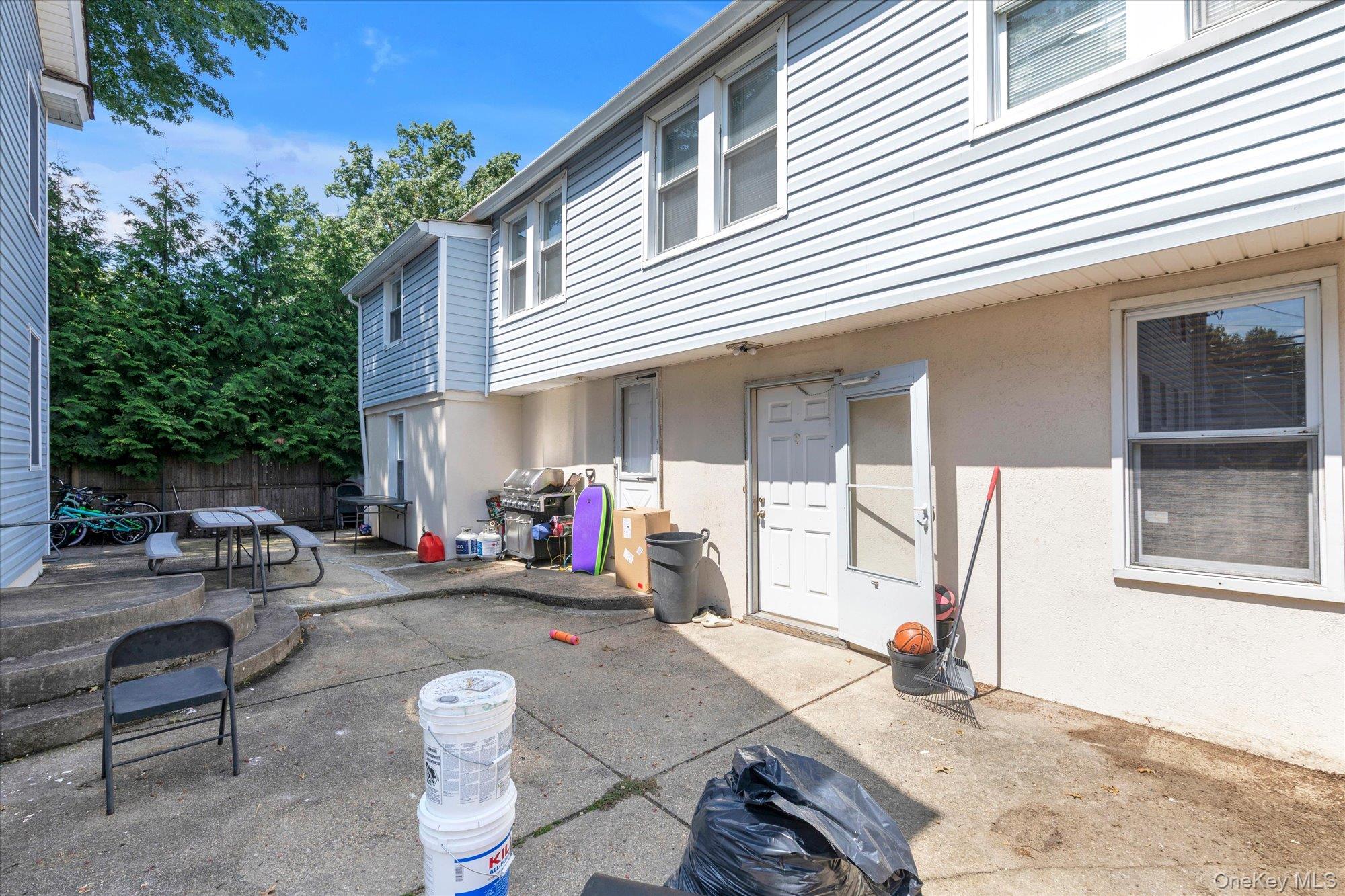 343 Roslyn Avenue – For Sale photo 10