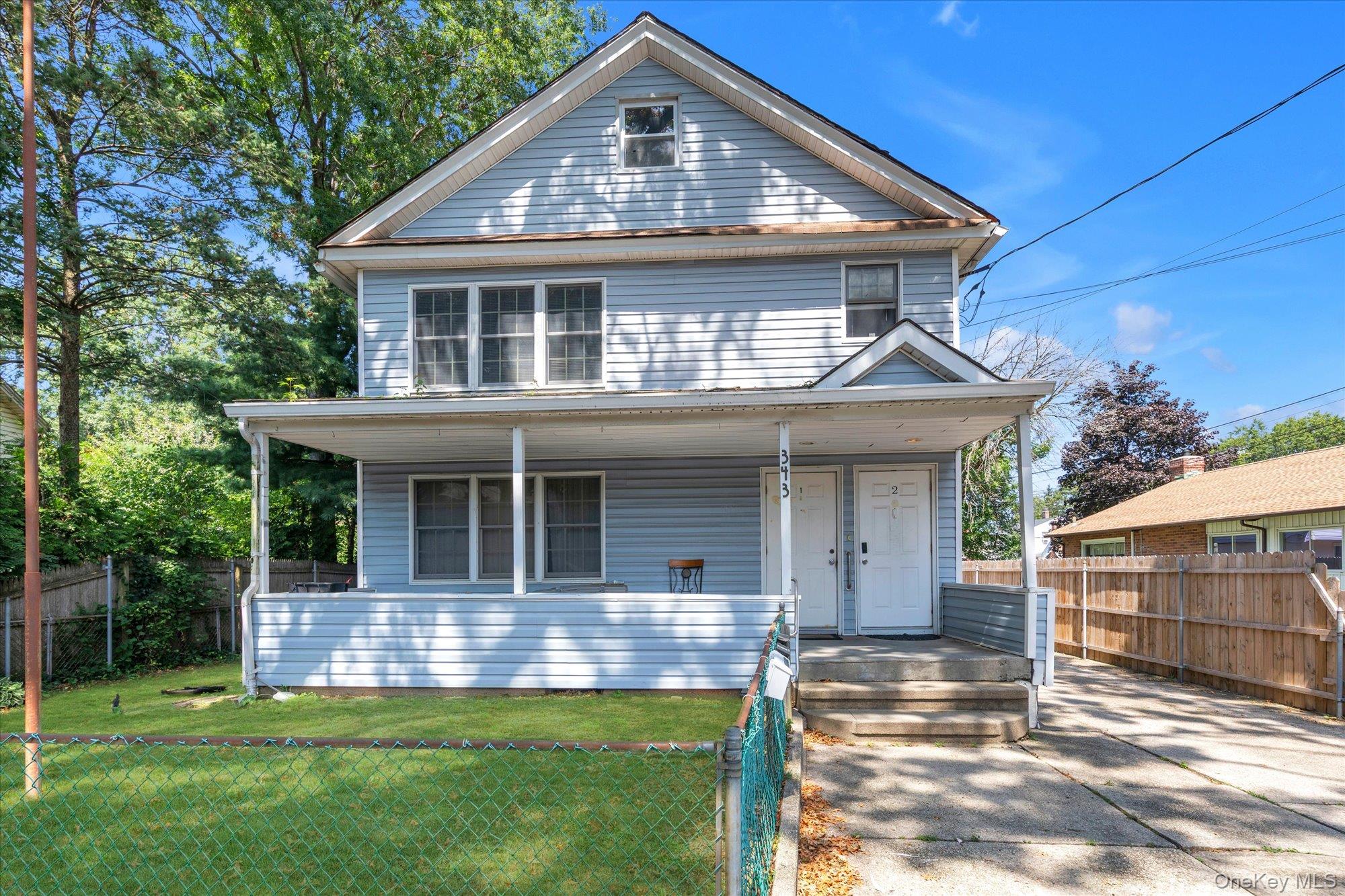 343 Roslyn Avenue – For Sale photo 2
