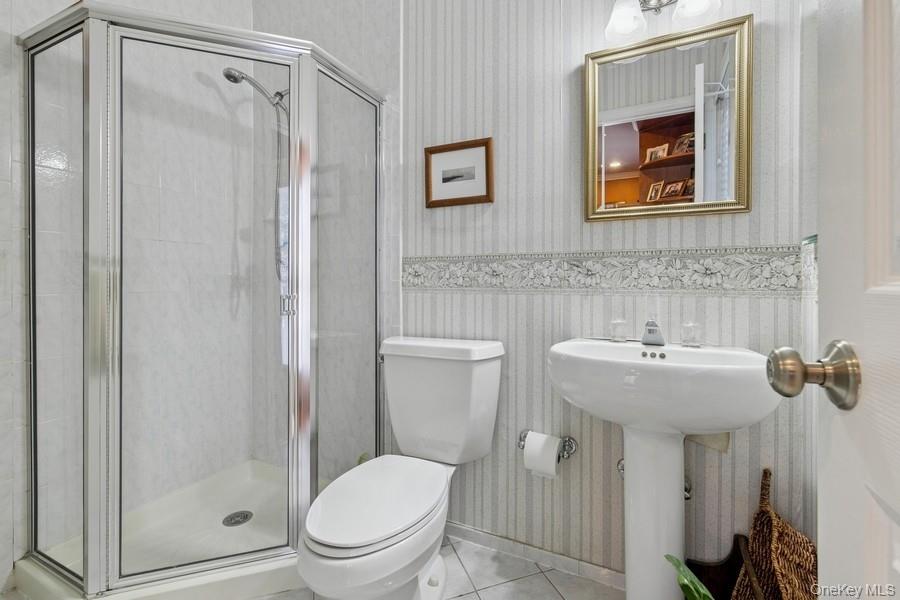 5 Kenwood Lane – For Sale photo 26