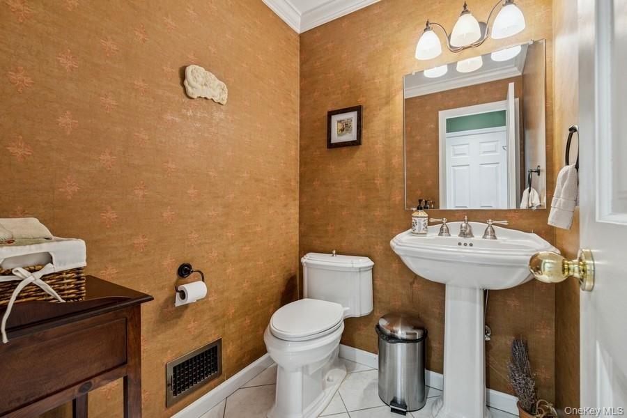 5 Kenwood Lane – For Sale photo 11