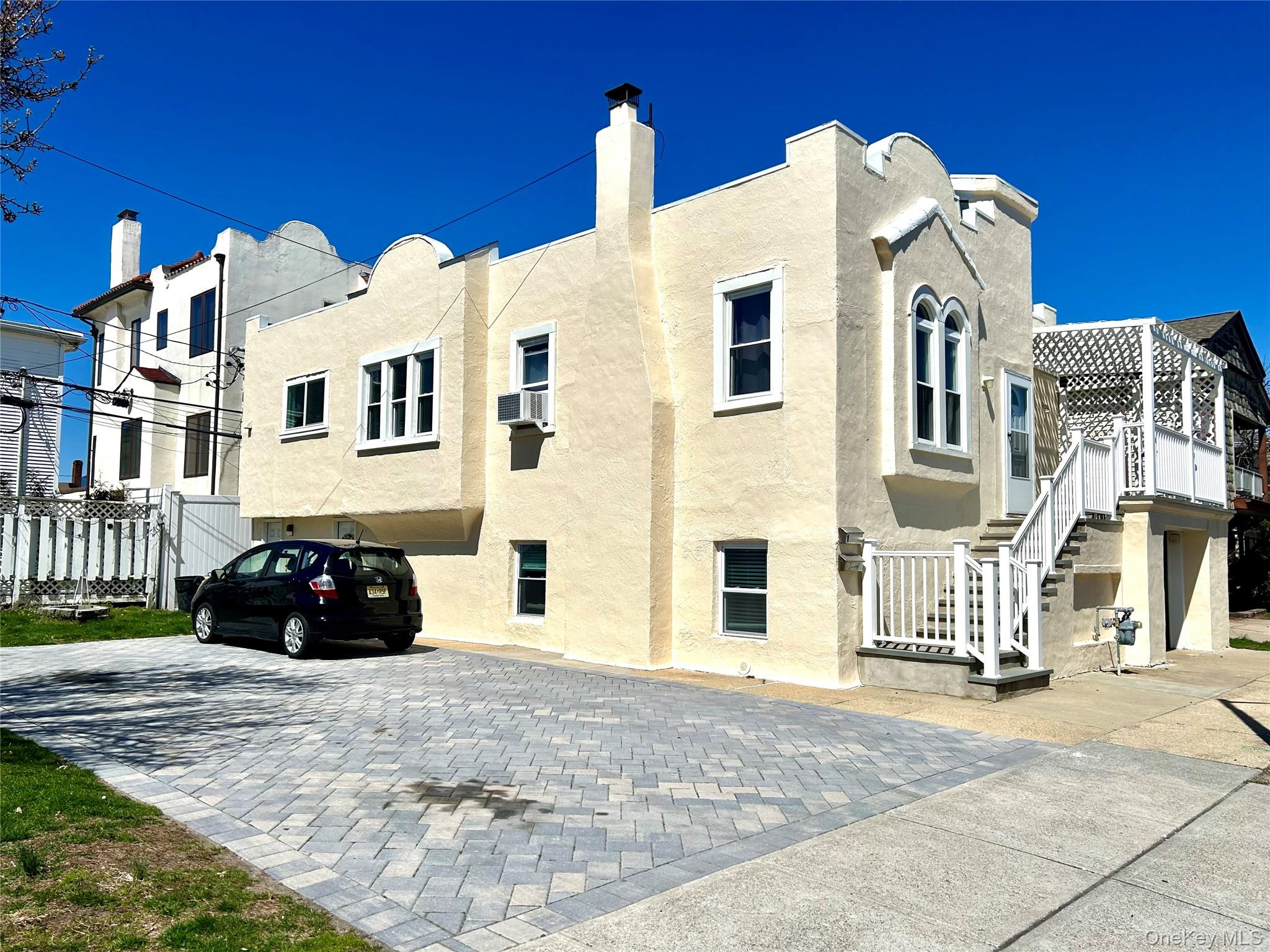 105 Mitchell Avenue, Unit UPPER photo 2