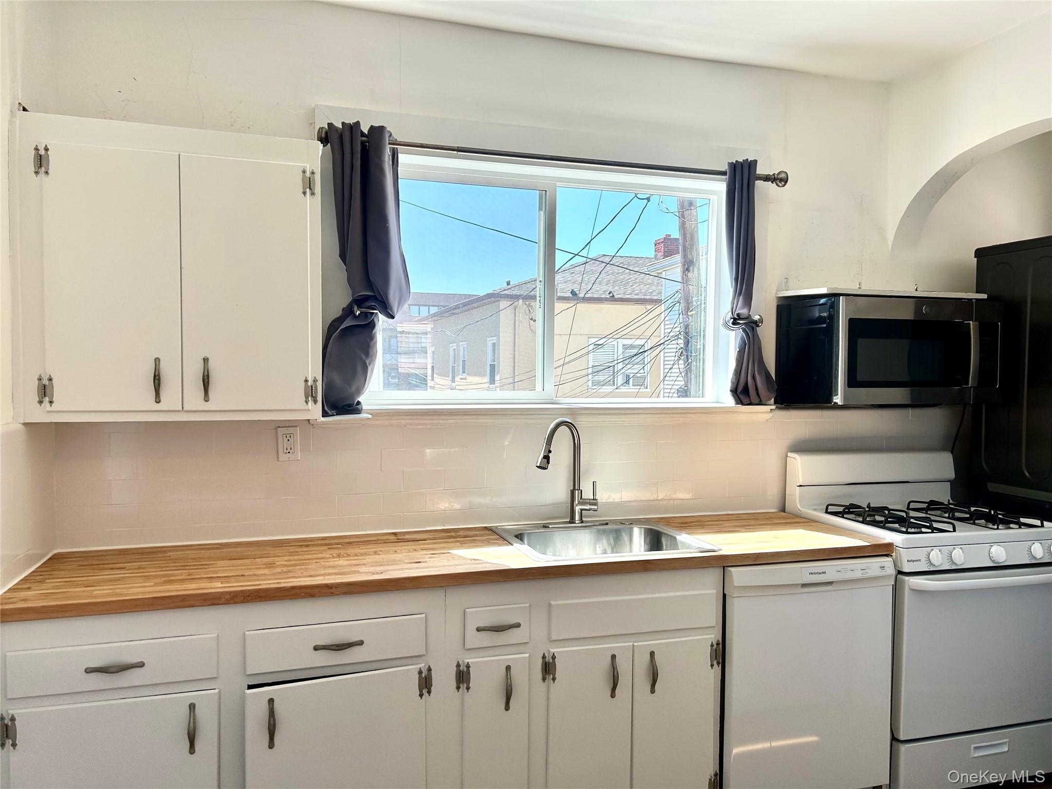 105 Mitchell Avenue, Unit UPPER photo 15