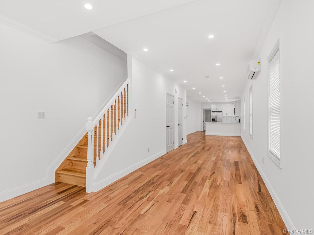 560 Linden Boulevard – For Sale photo 3
