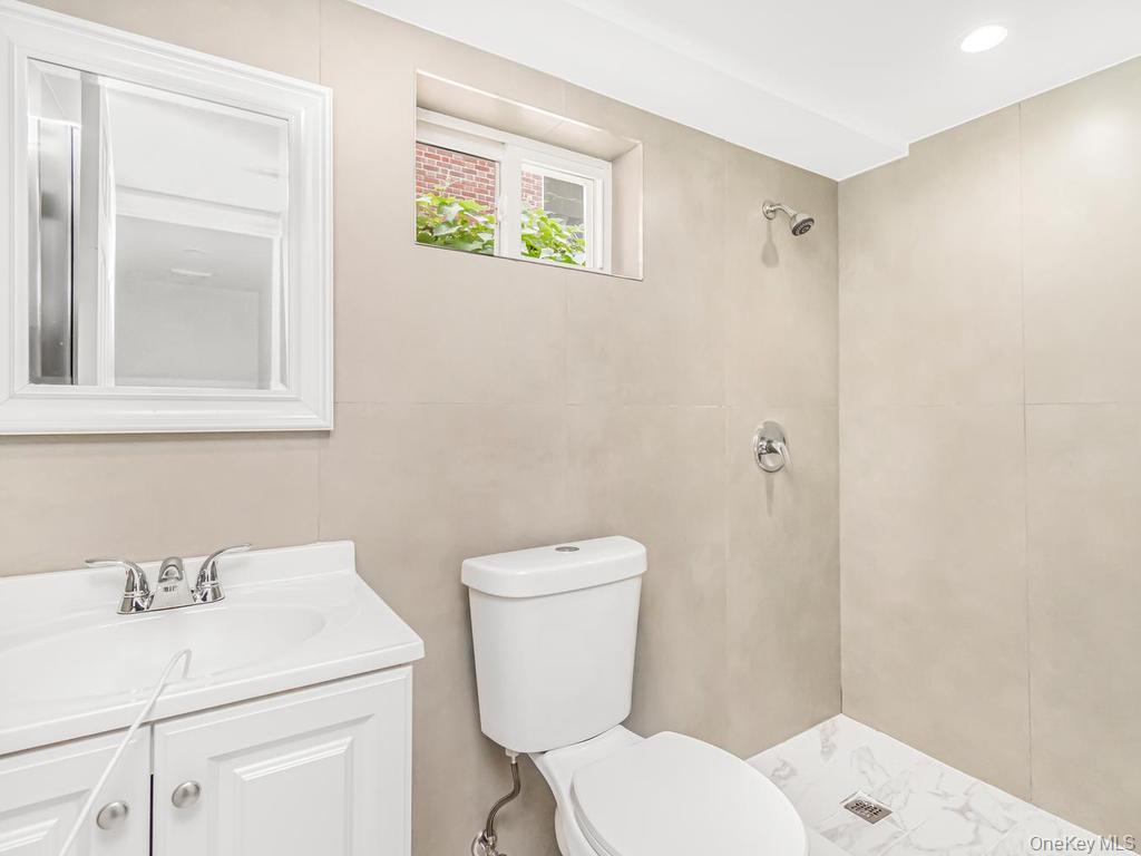 560 Linden Boulevard – For Sale photo 14