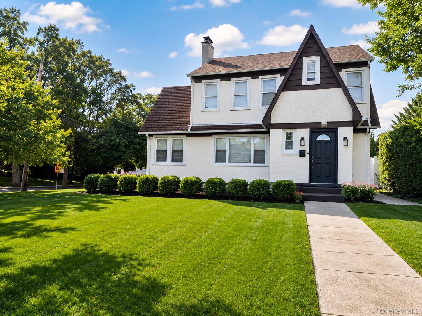 322 Westwood Road – For Rent