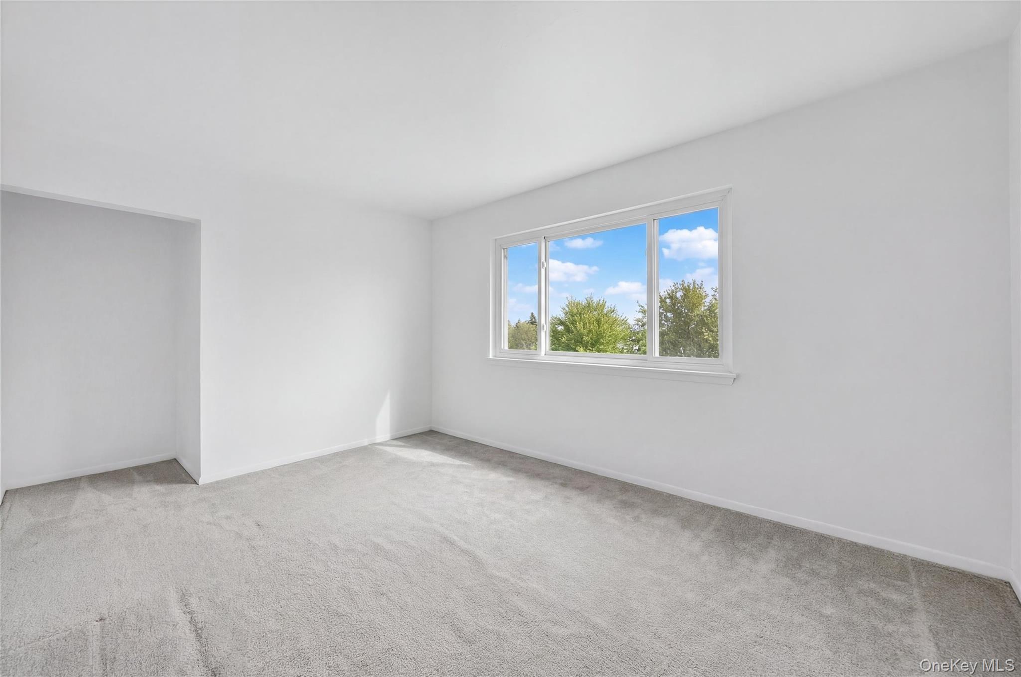 150 Glenwood Avenue, Unit F5 photo 10