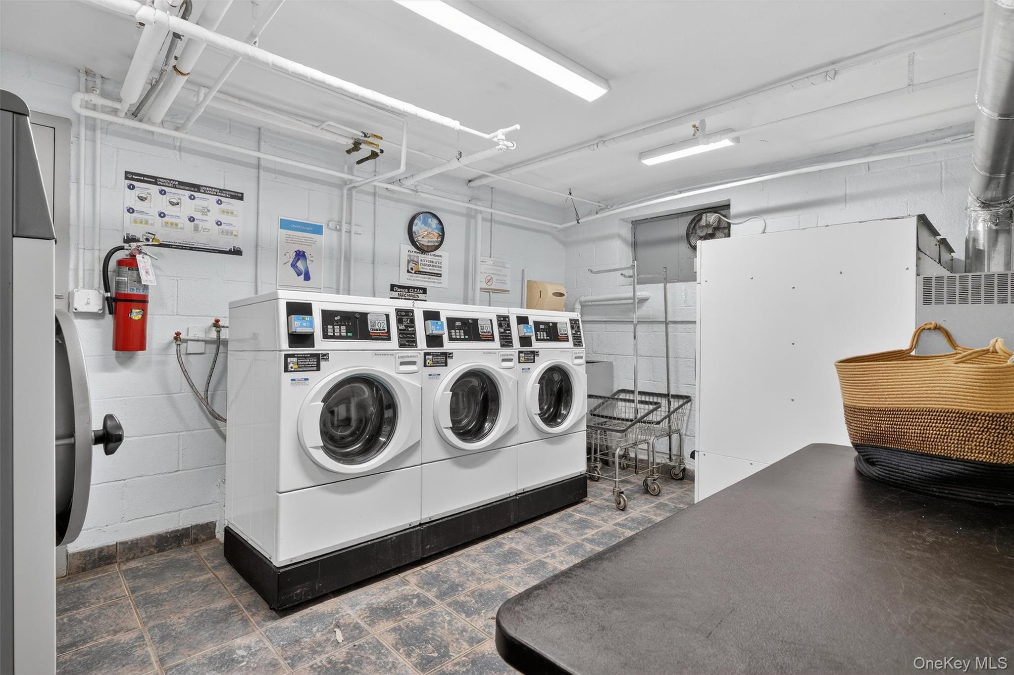 150 Glenwood Avenue, Unit F5 photo 15