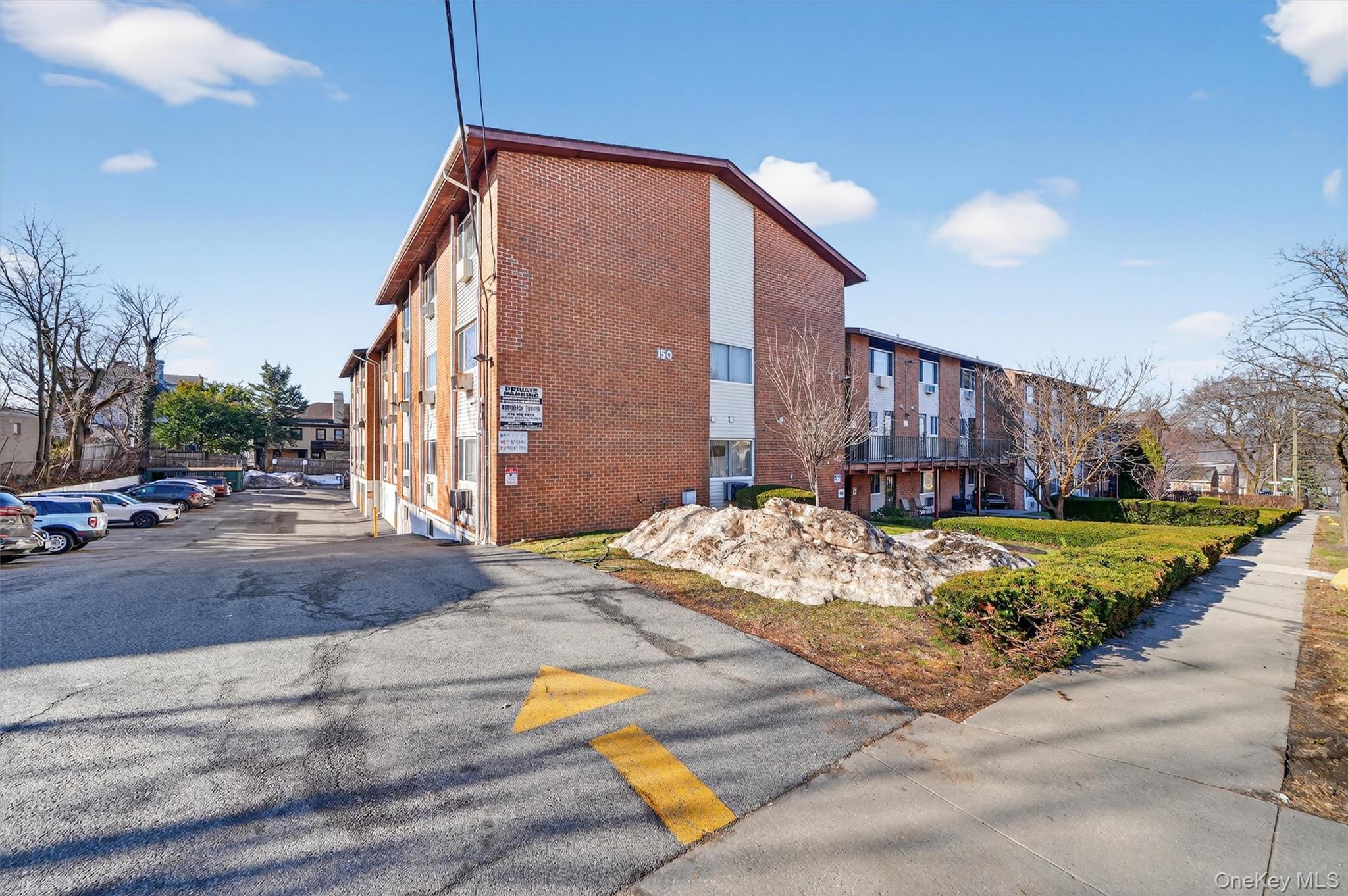 150 Glenwood Avenue, Unit F5 photo 23