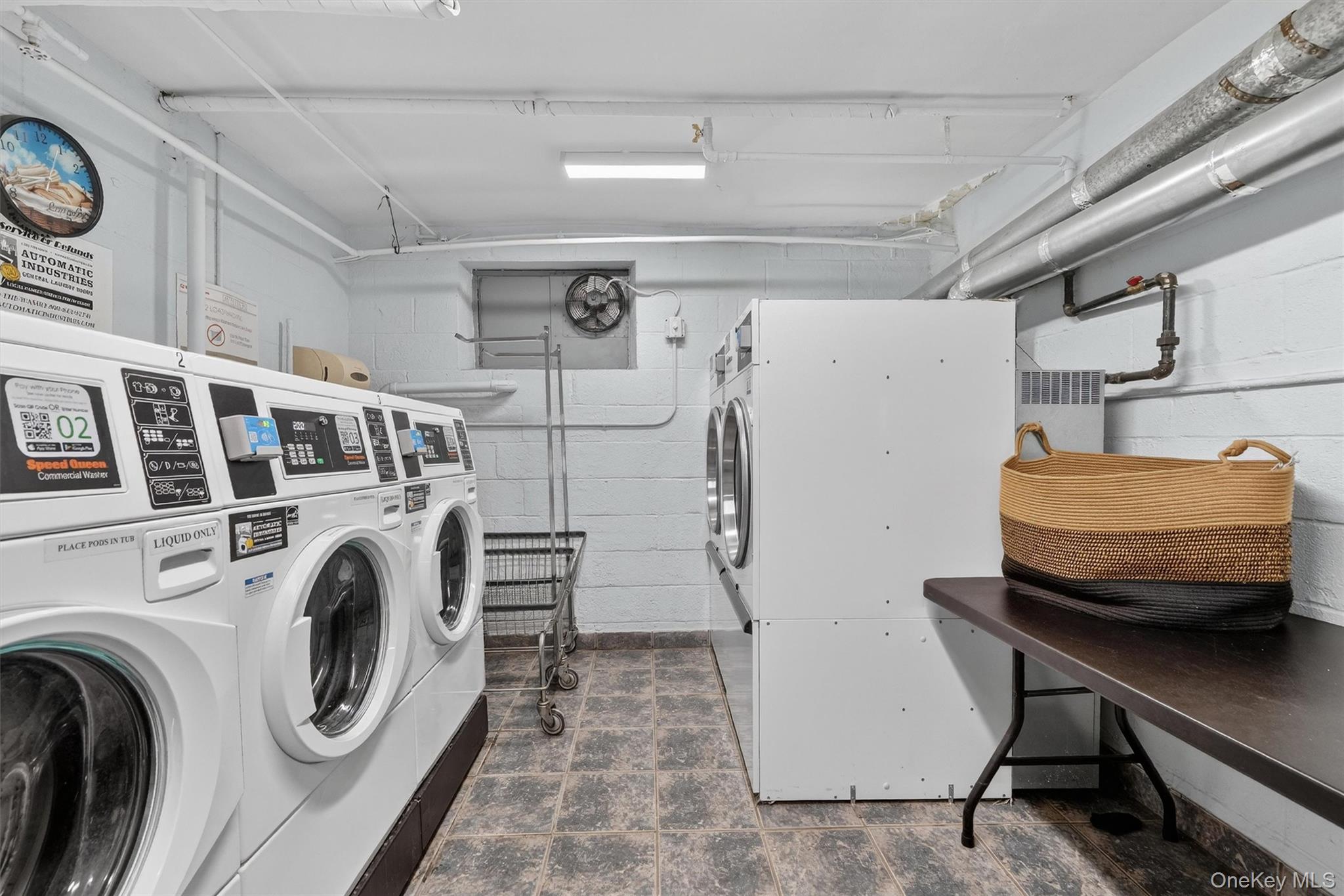 150 Glenwood Avenue, Unit F5 photo 17