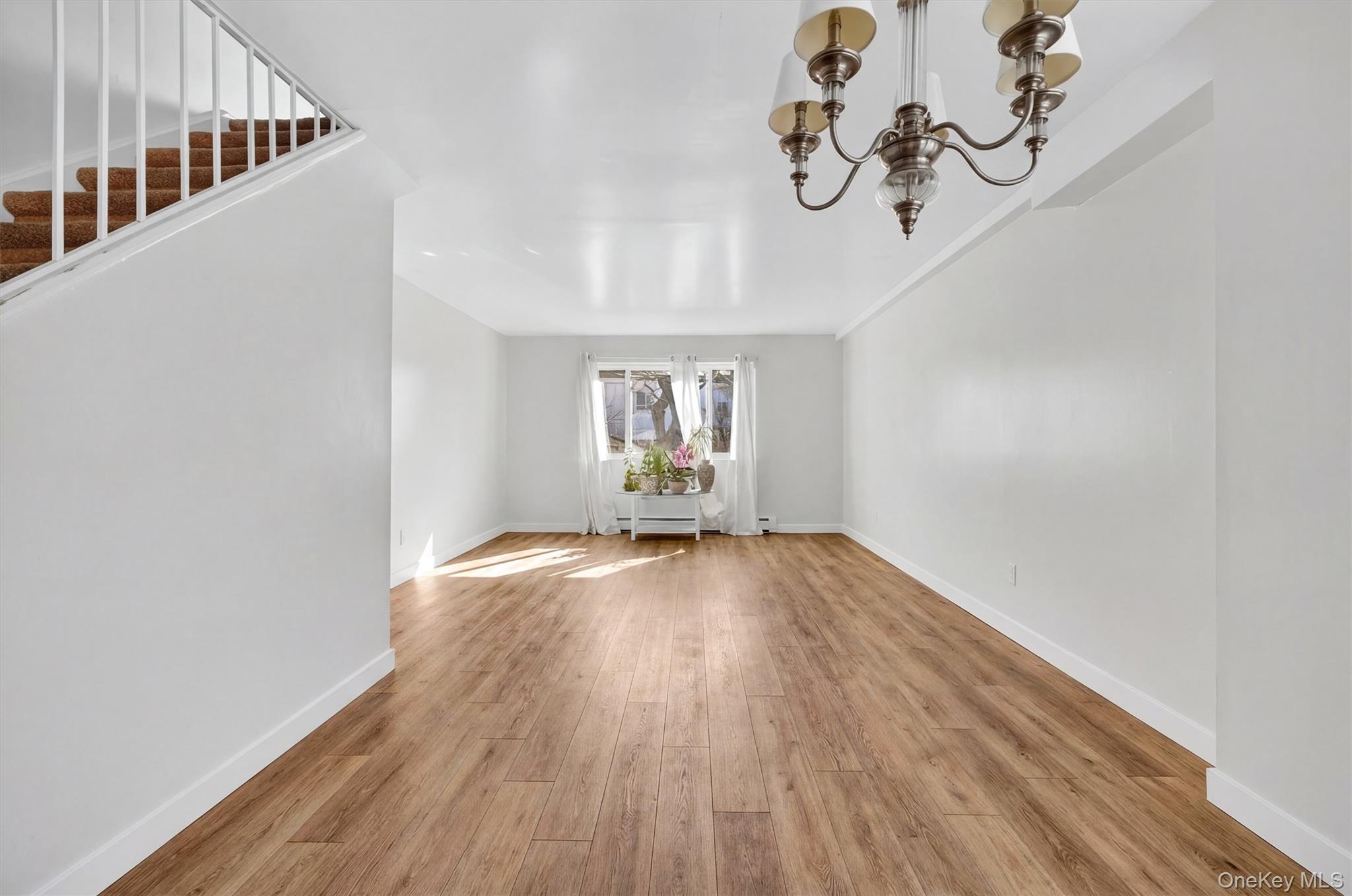 150 Glenwood Avenue, Unit F5 photo 2