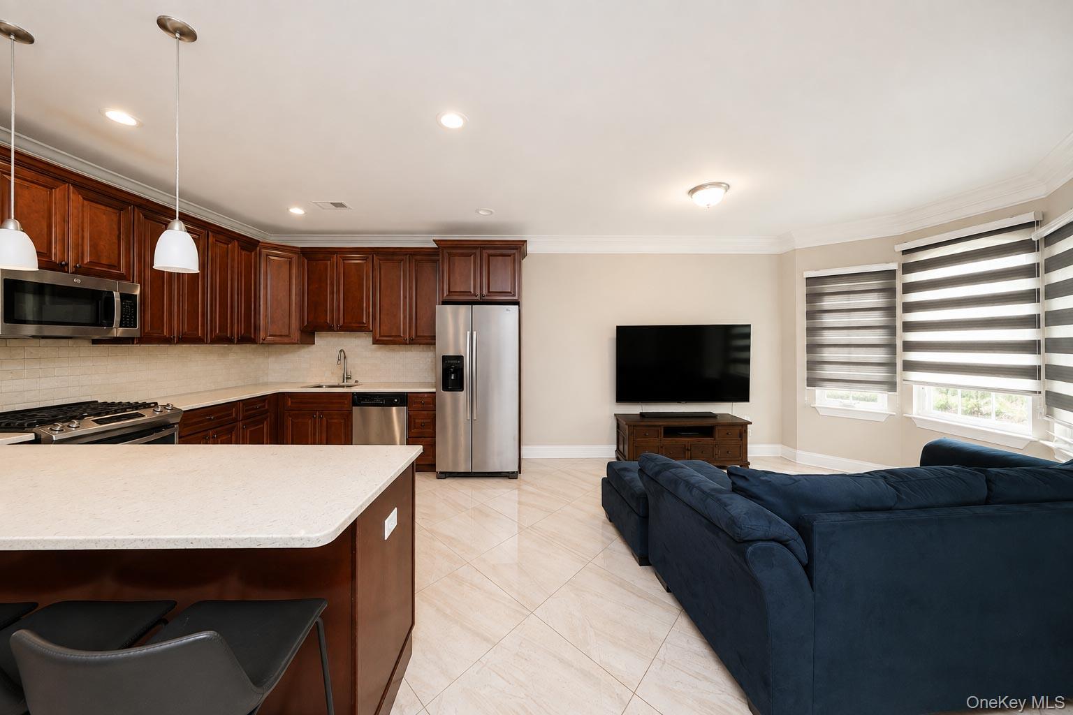 15 Wiltshire Ln – For Sale photo 10