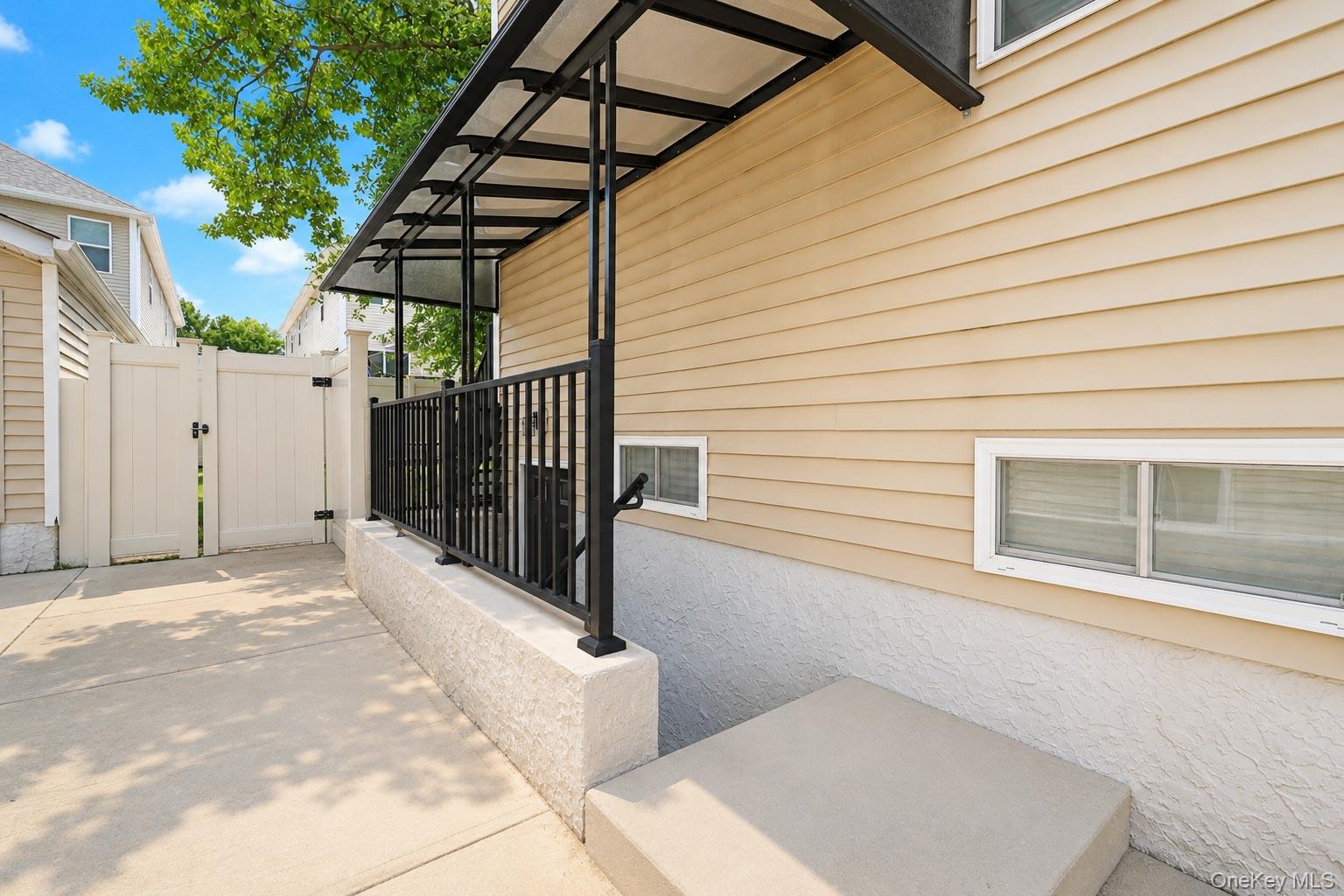 15 Wiltshire Ln – For Sale photo 31