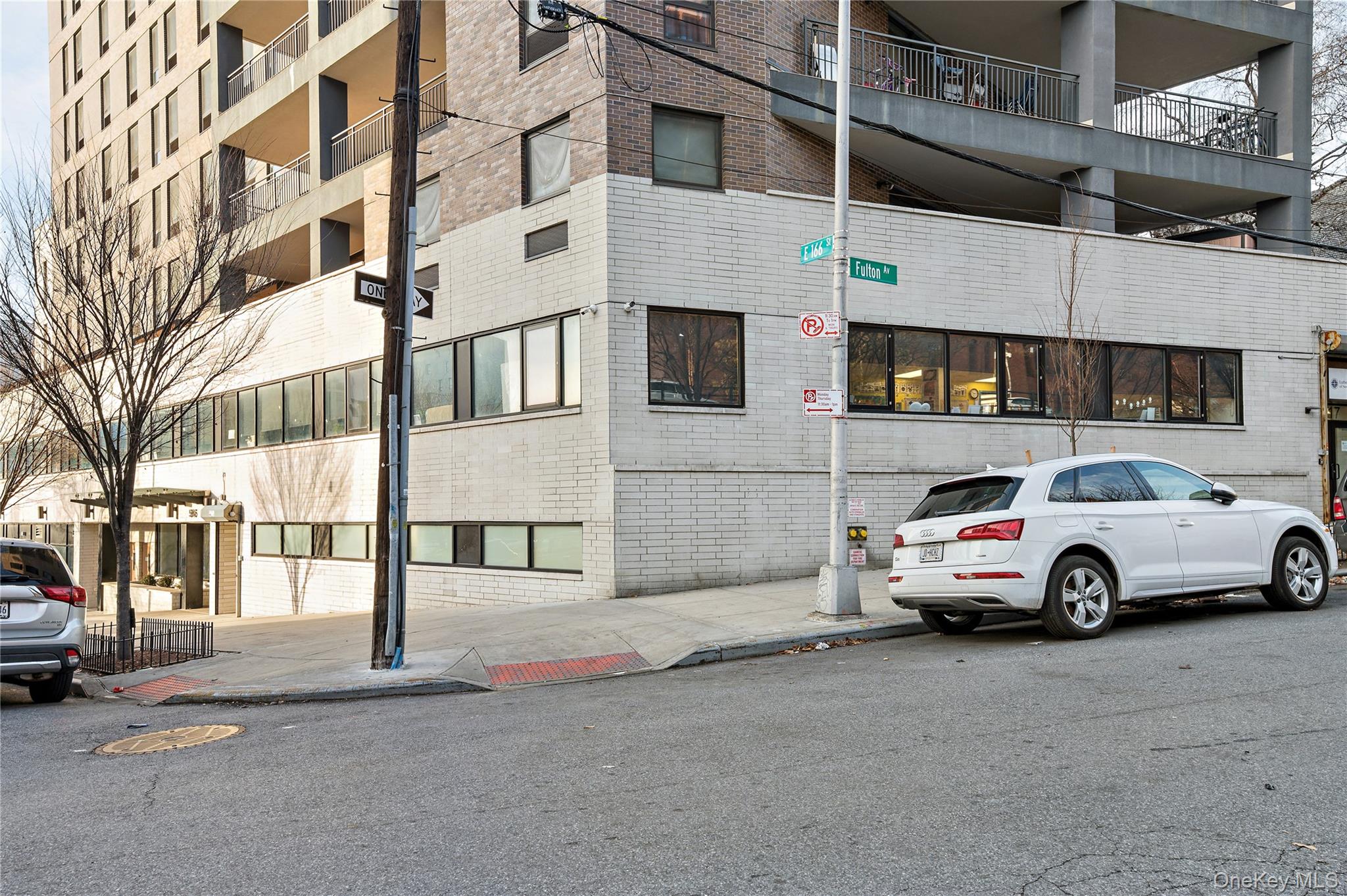 545 E 166th Street – For Rent photo 2
