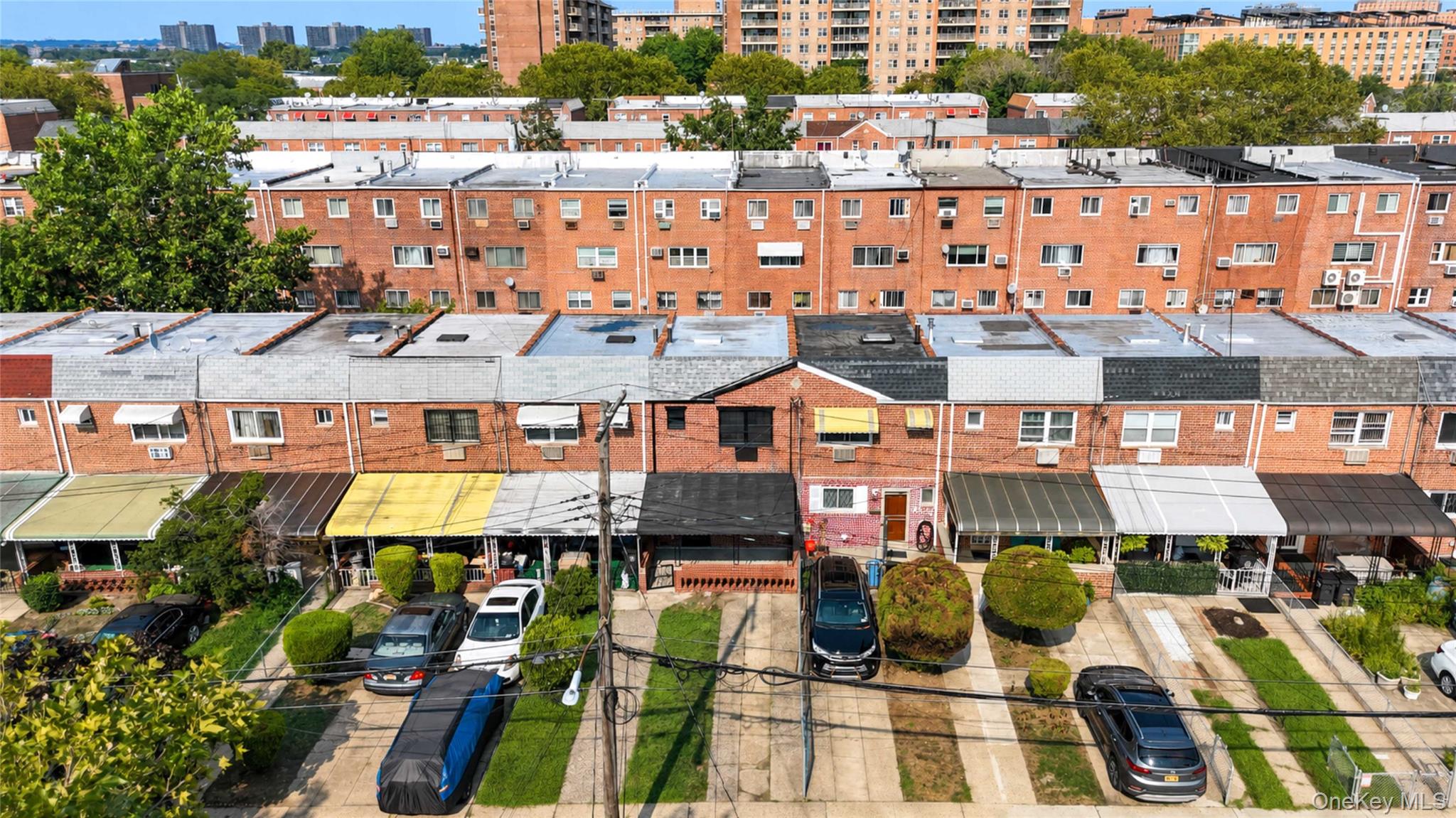 989 Schenck Avenue – For Sale photo 22