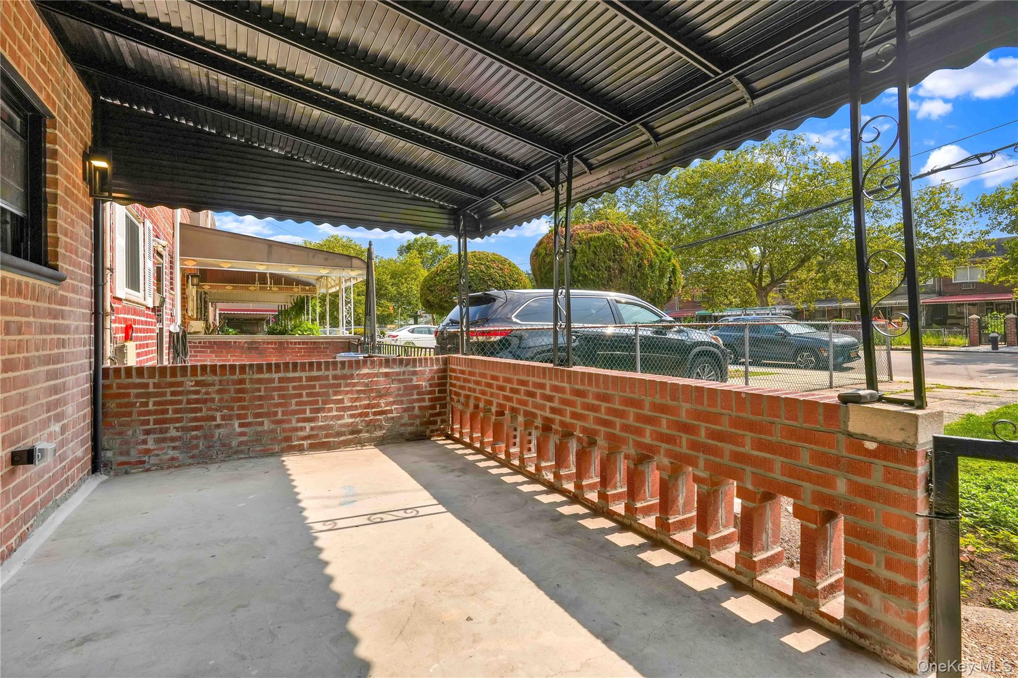 989 Schenck Avenue – For Sale photo 18