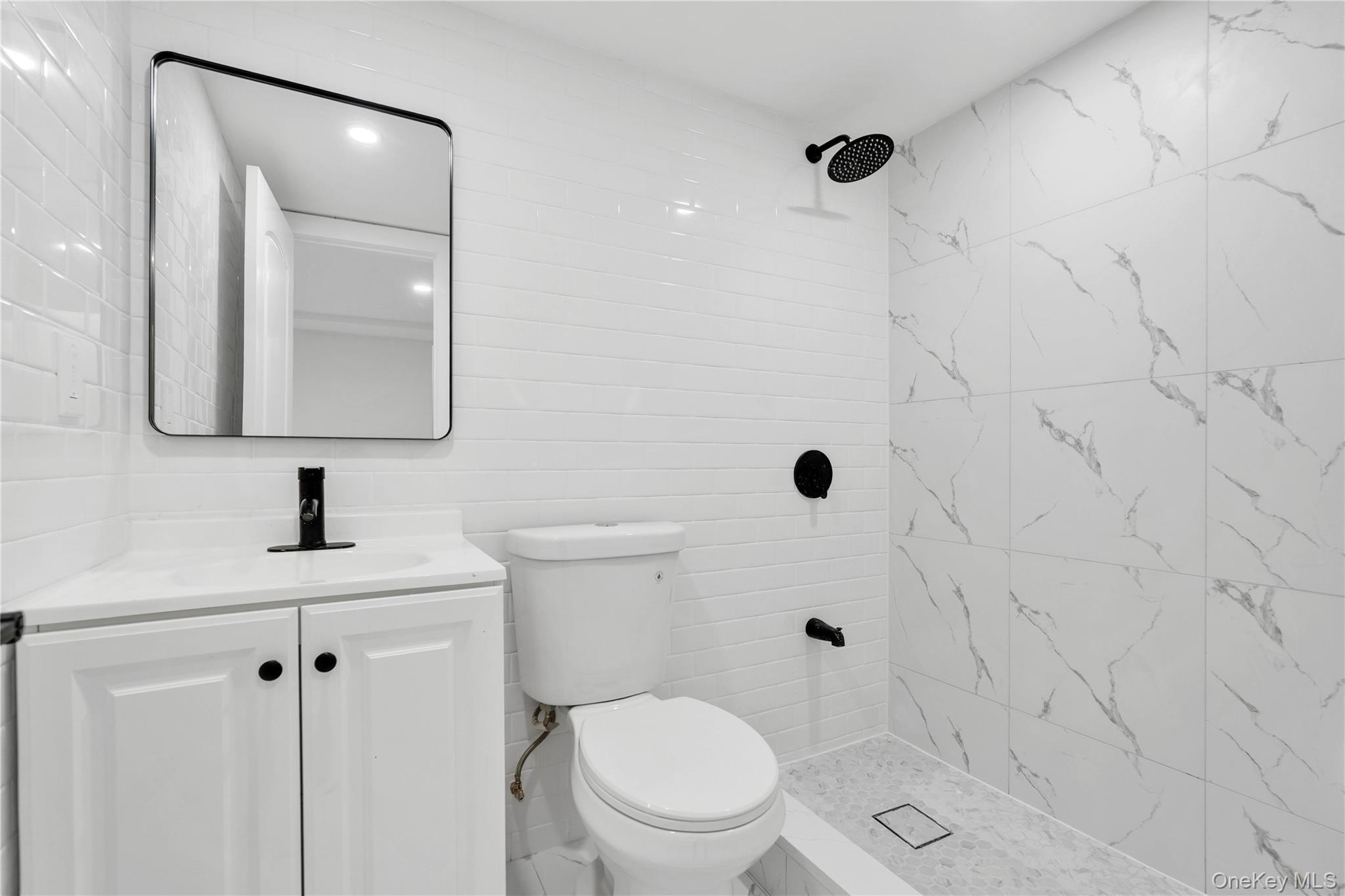 989 Schenck Avenue – For Sale photo 12