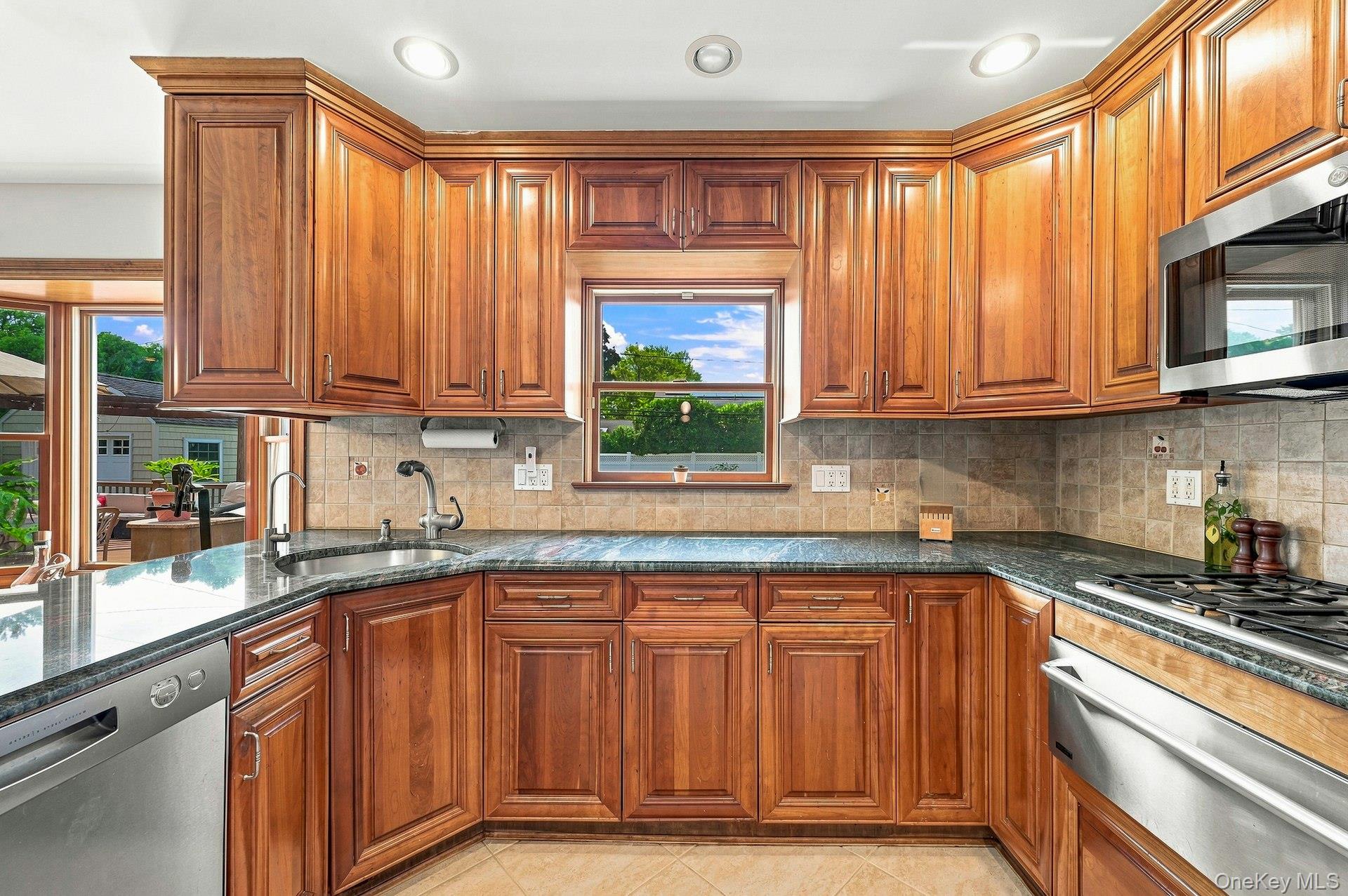 7 Herkimer Avenue – For Sale photo 18