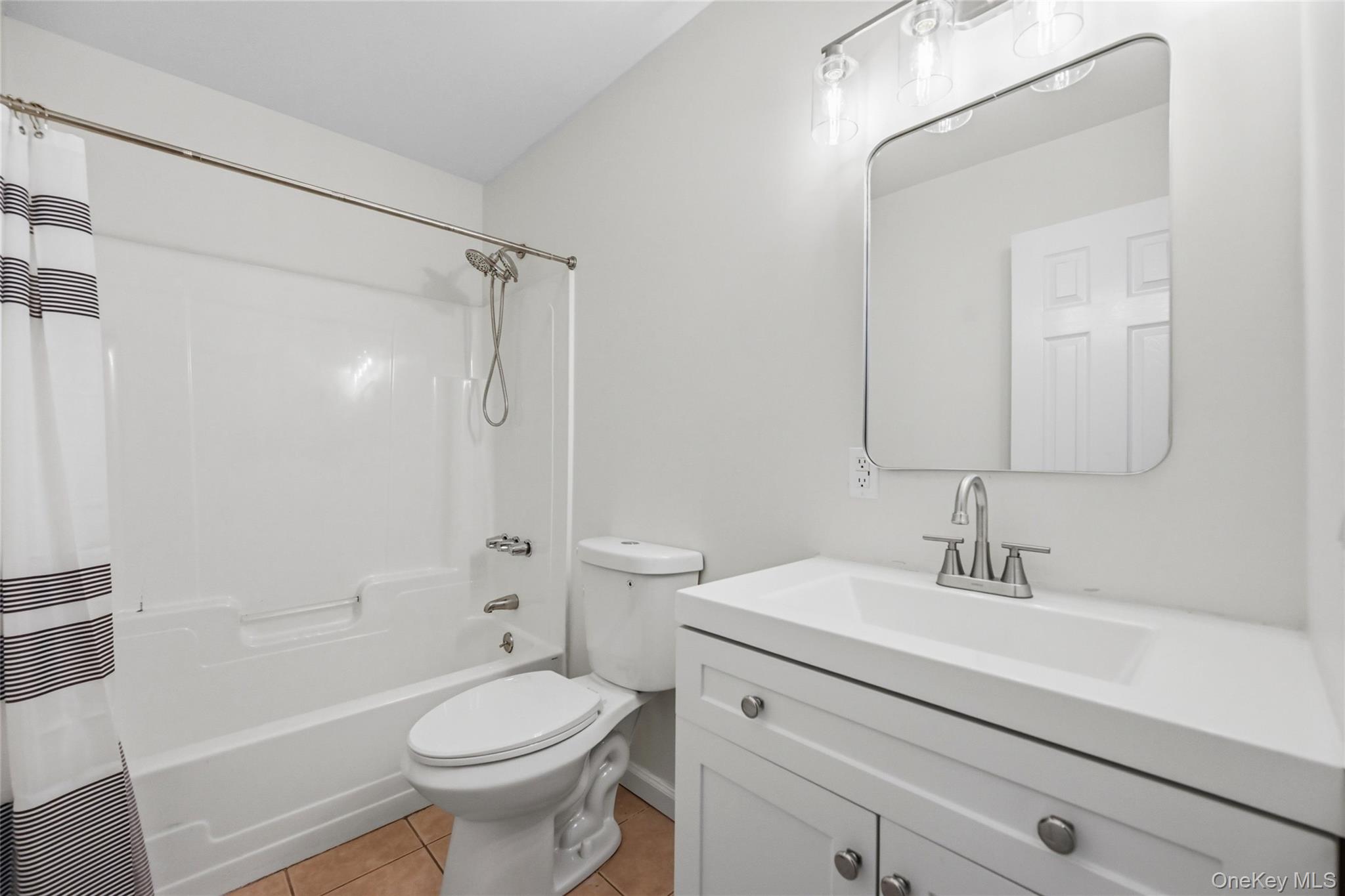 1 Christopher Way – For Sale photo 12