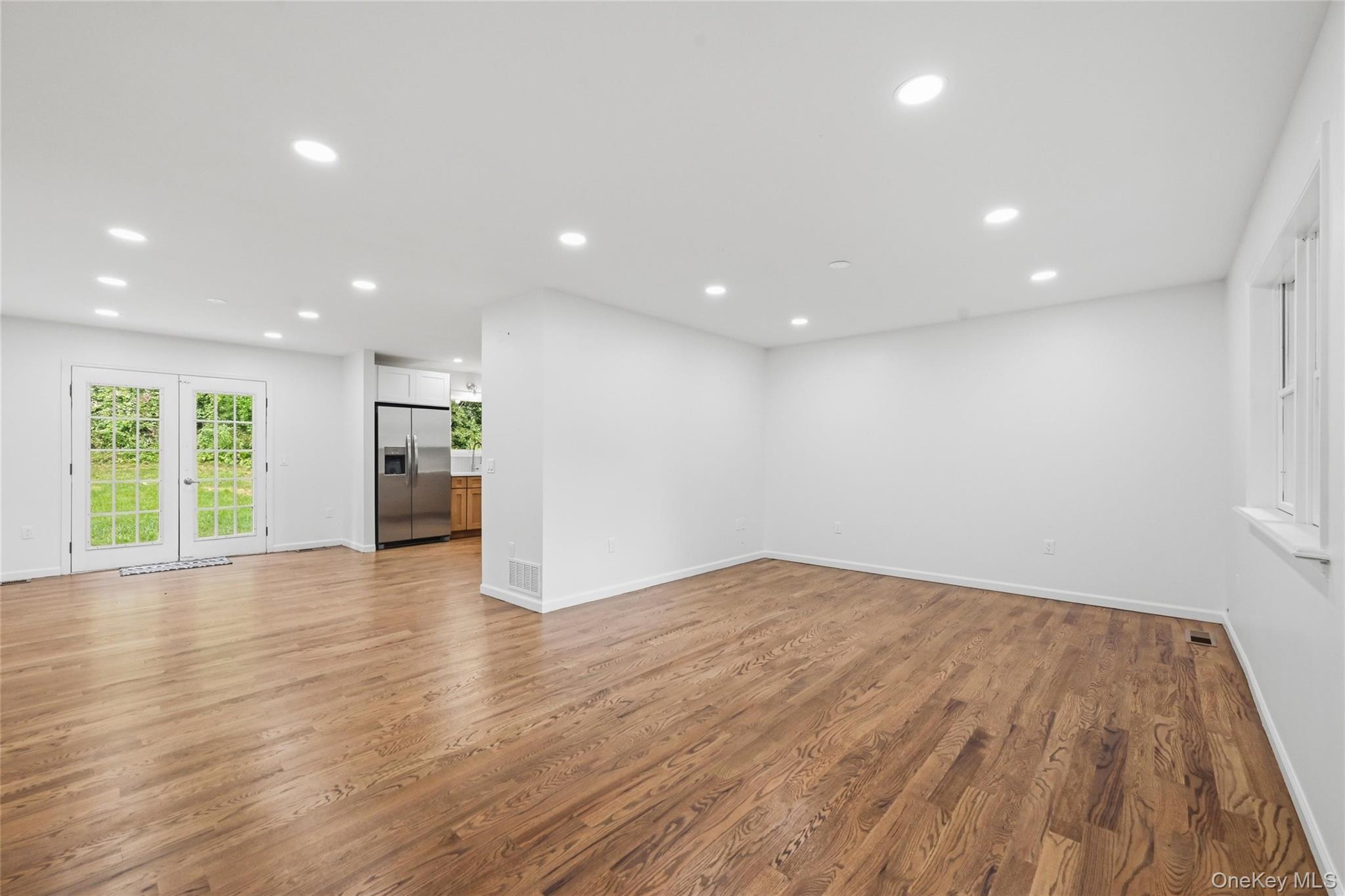 1 Christopher Way – For Sale photo 5