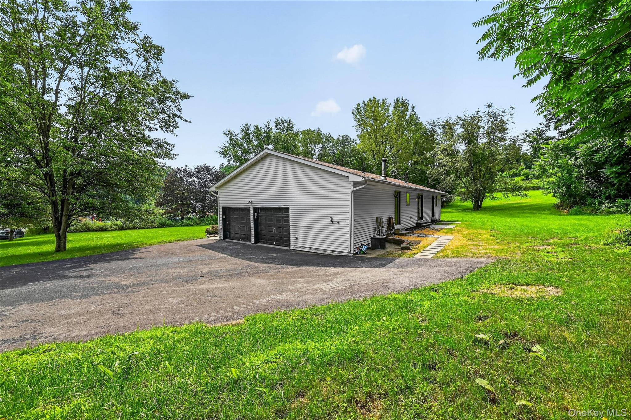 1 Christopher Way – For Sale photo 23