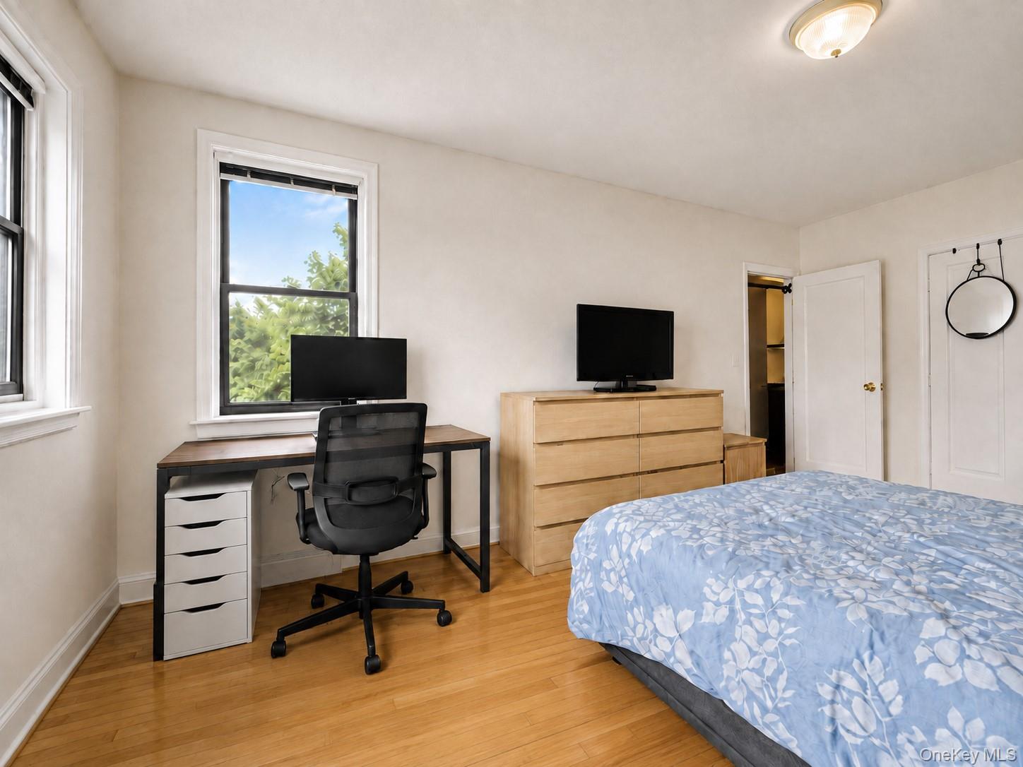 65-65 Wetherole Street, Unit 5R photo 4