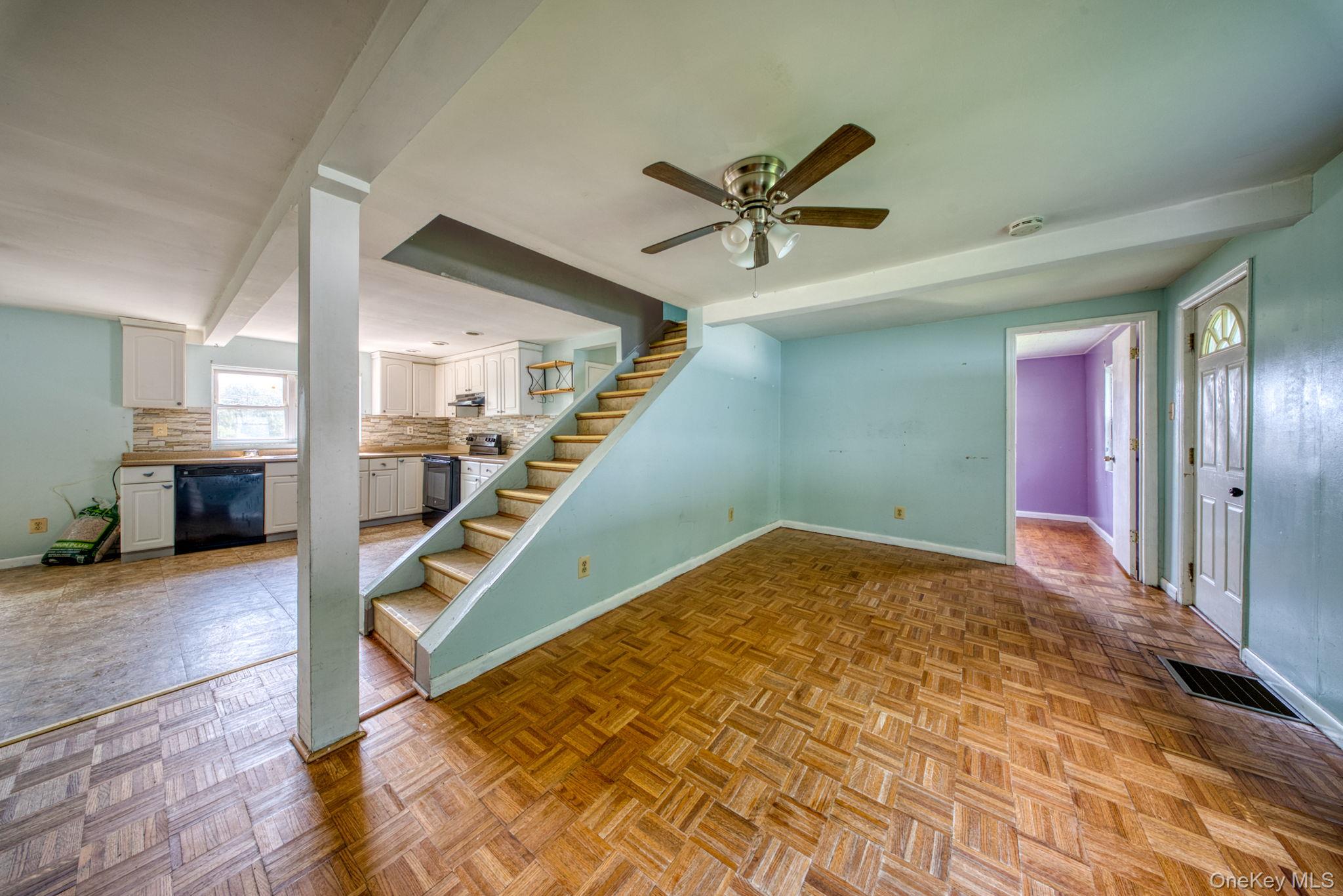14 Airport Road – For Sale photo 8
